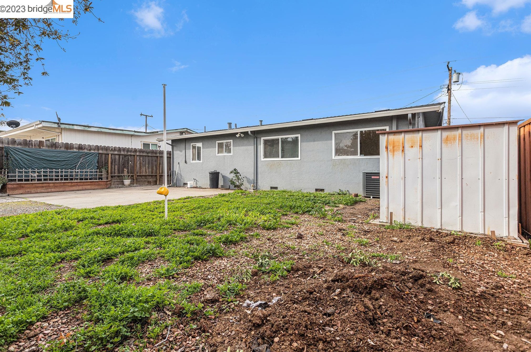 2400 Beasley Ave, Antioch CA  94509-3804 exterior