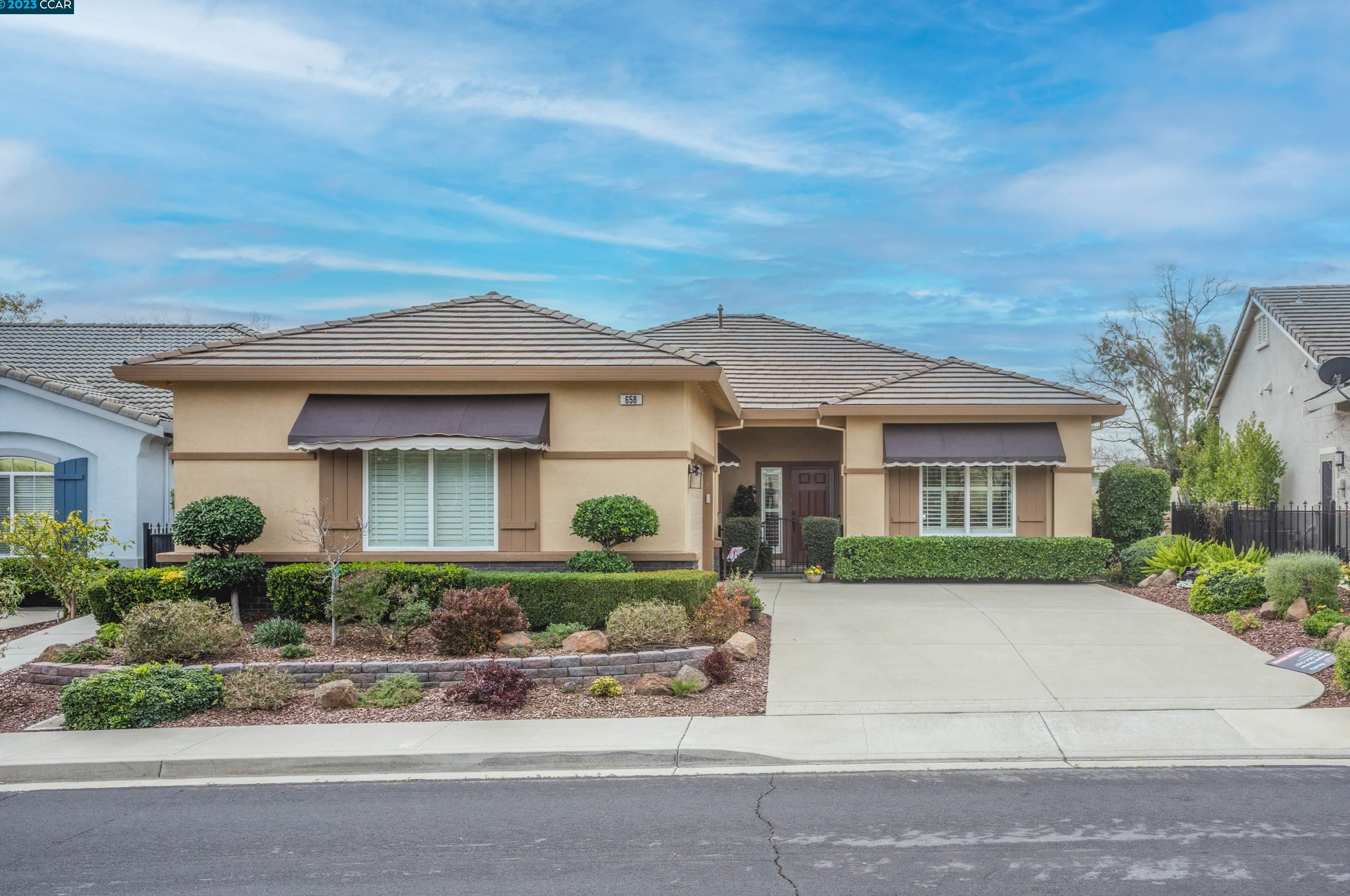 658 Maayan Pl, Los Angeles, CA 94513-6946