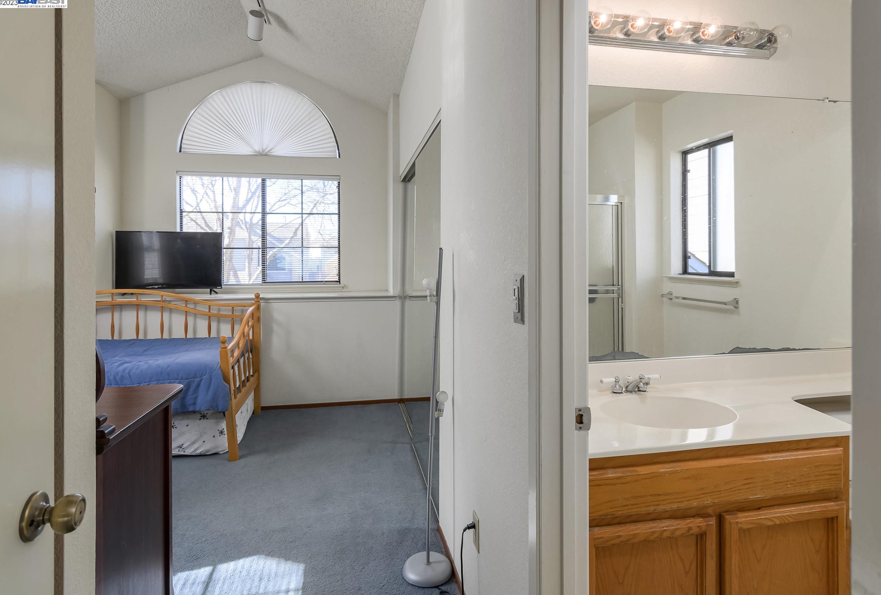 18 Brehaut Ct, Alameda CA  94502-7935 exterior