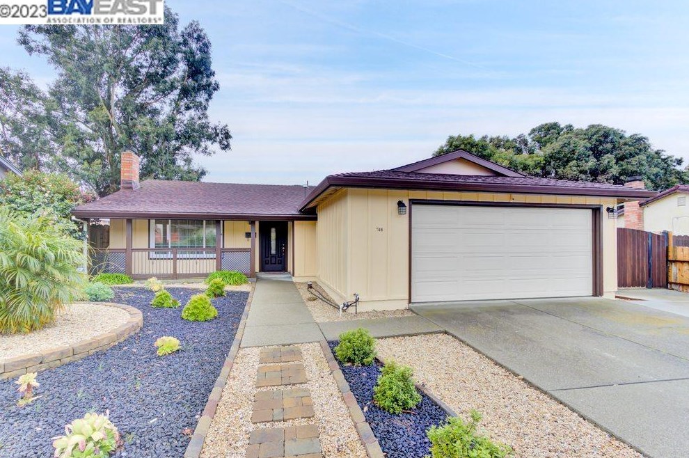 748 Windward Dr, Rodeo, CA 94572-2027