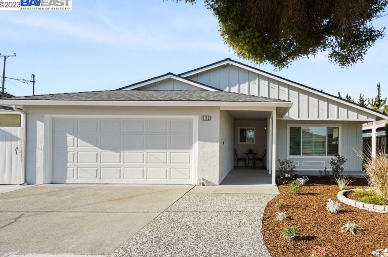 332 Magnolia Dr, Alameda, CA 94502-7006