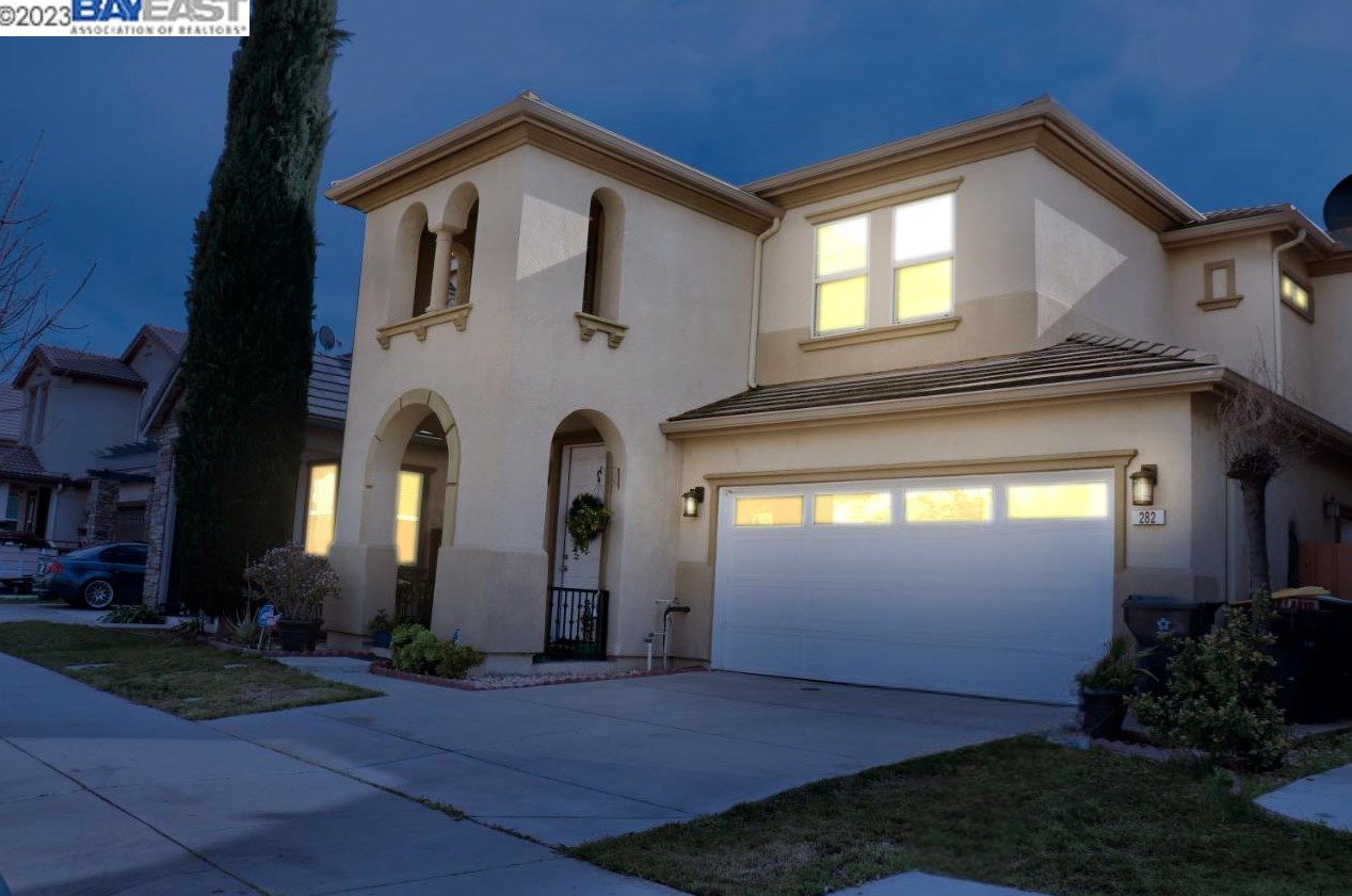 282 American Farms Ave, Lathrop, CA 95330