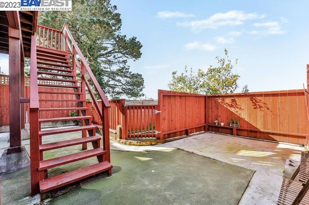 226 Hanover St, San Francisco CA  94112-4350 exterior