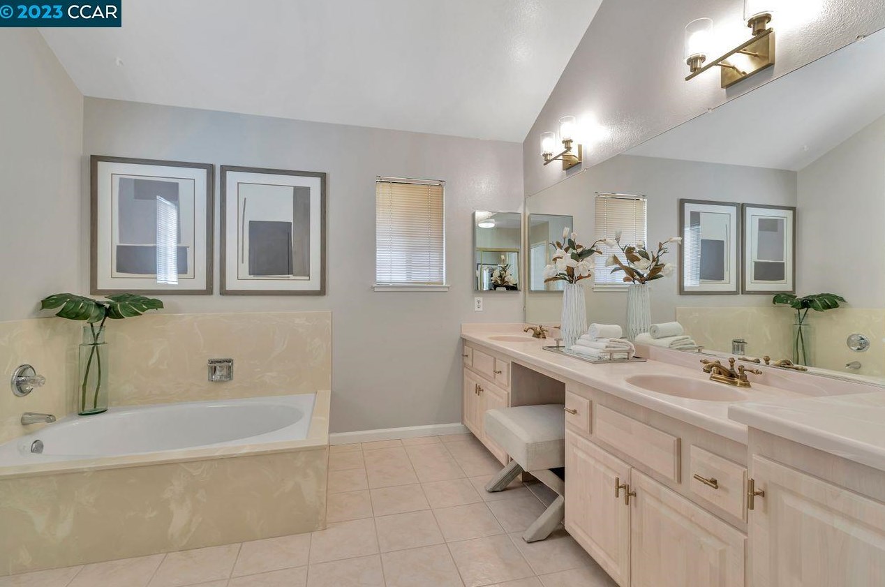 503 Adirondack Way, Walnut Creek CA  94598-2124 exterior