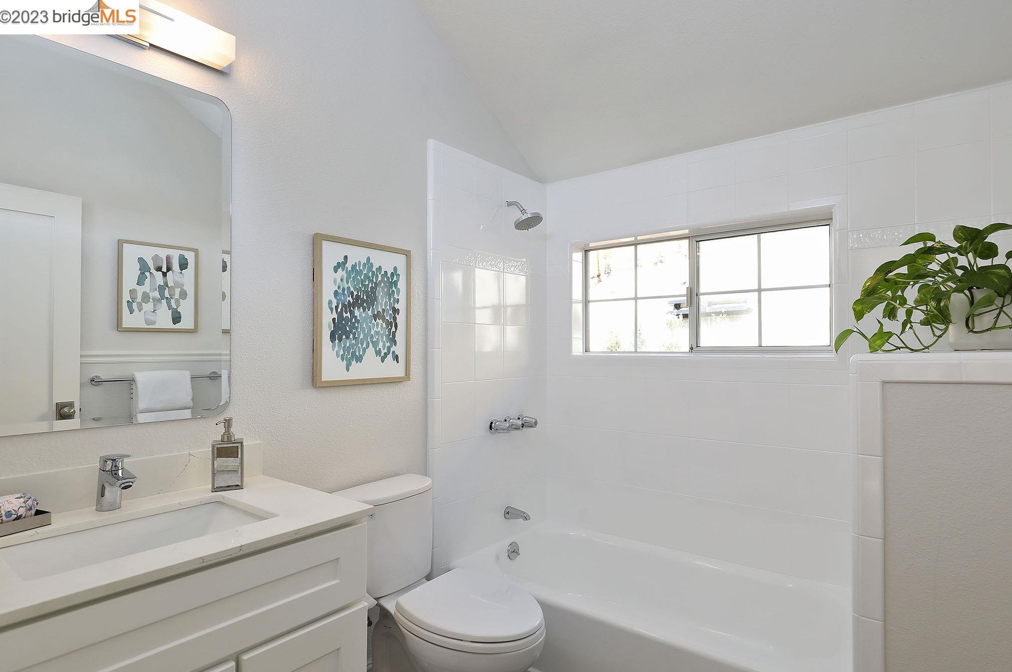 6157 Ruthland Rd, Oakland CA  94611-1835 exterior