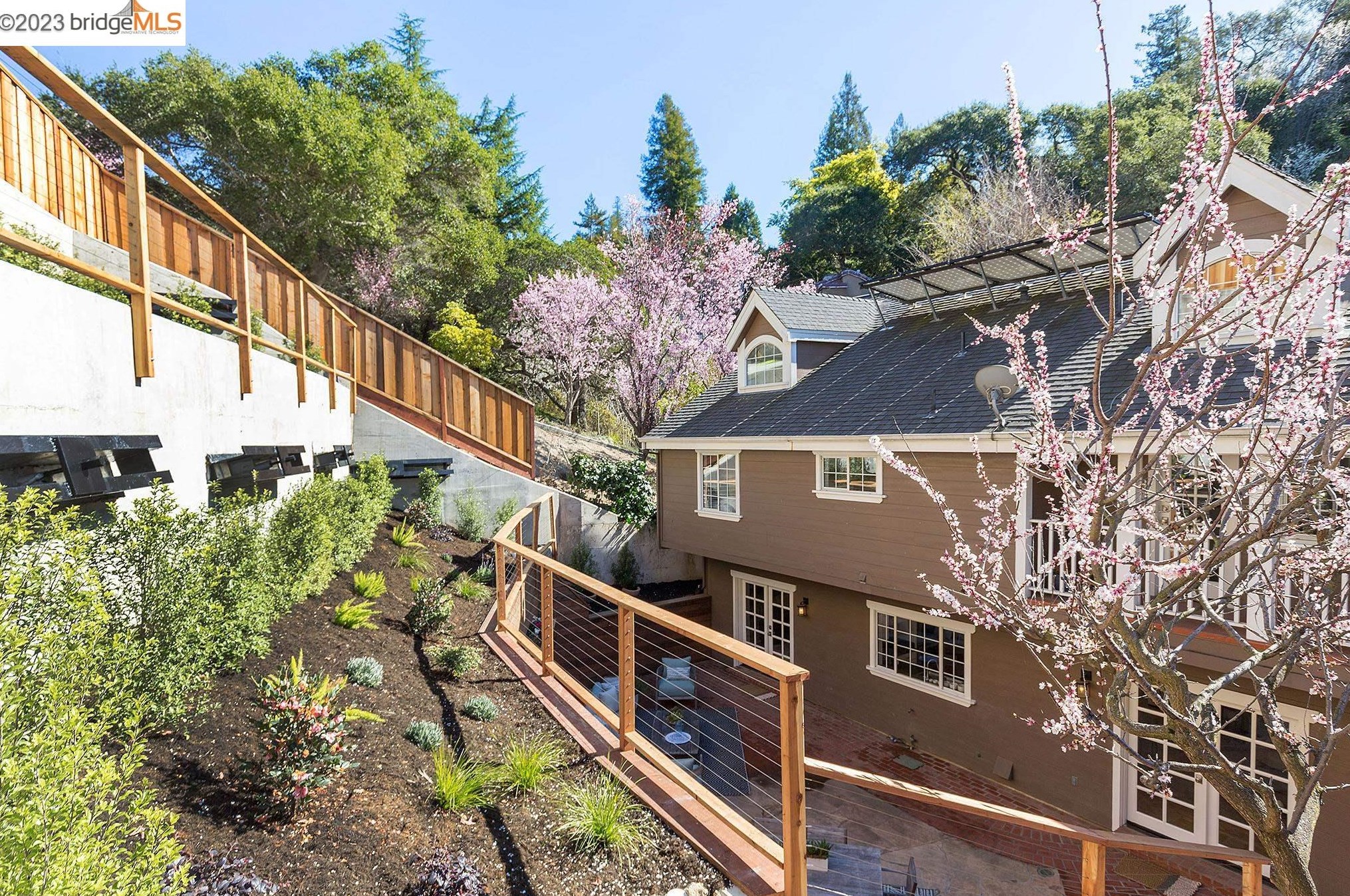 6157 Ruthland Rd, Oakland CA  94611-1835 exterior