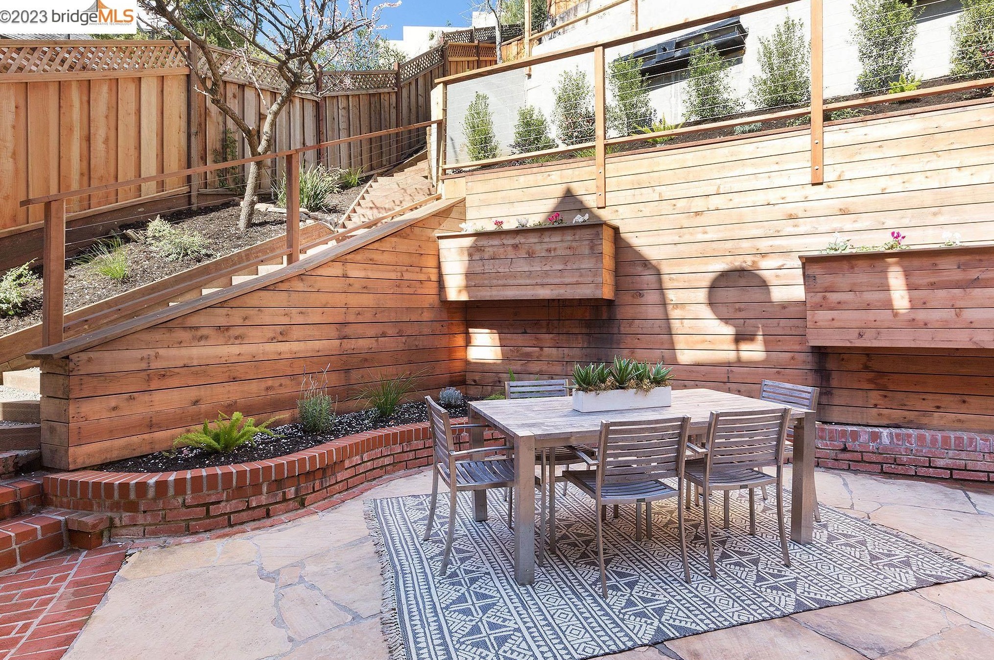 6157 Ruthland Rd, Oakland CA  94611-1835 exterior