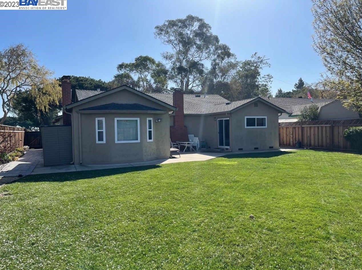 5935 Robertson Ave, Newark, CA 94560