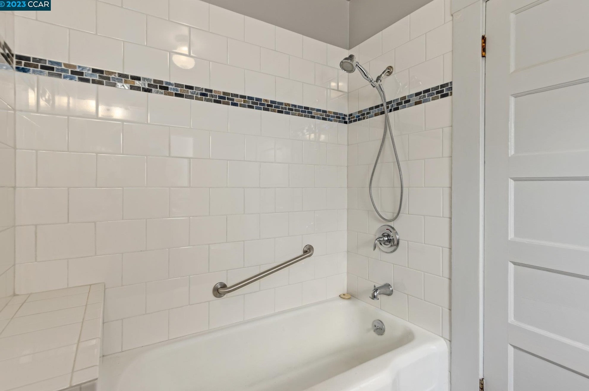 415 E St, Antioch CA  94509-1216 exterior