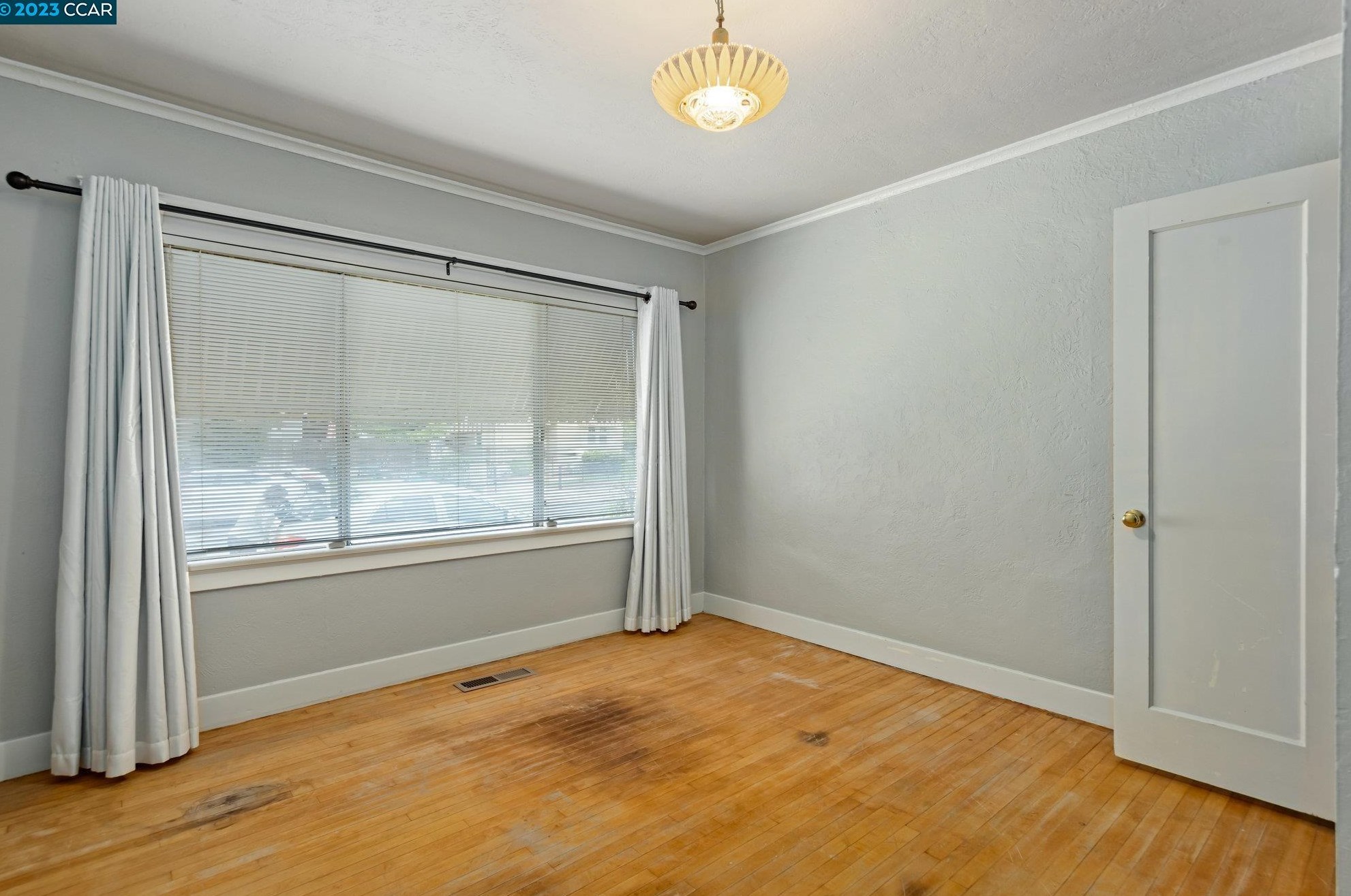 415 E St, Antioch CA  94509-1216 exterior