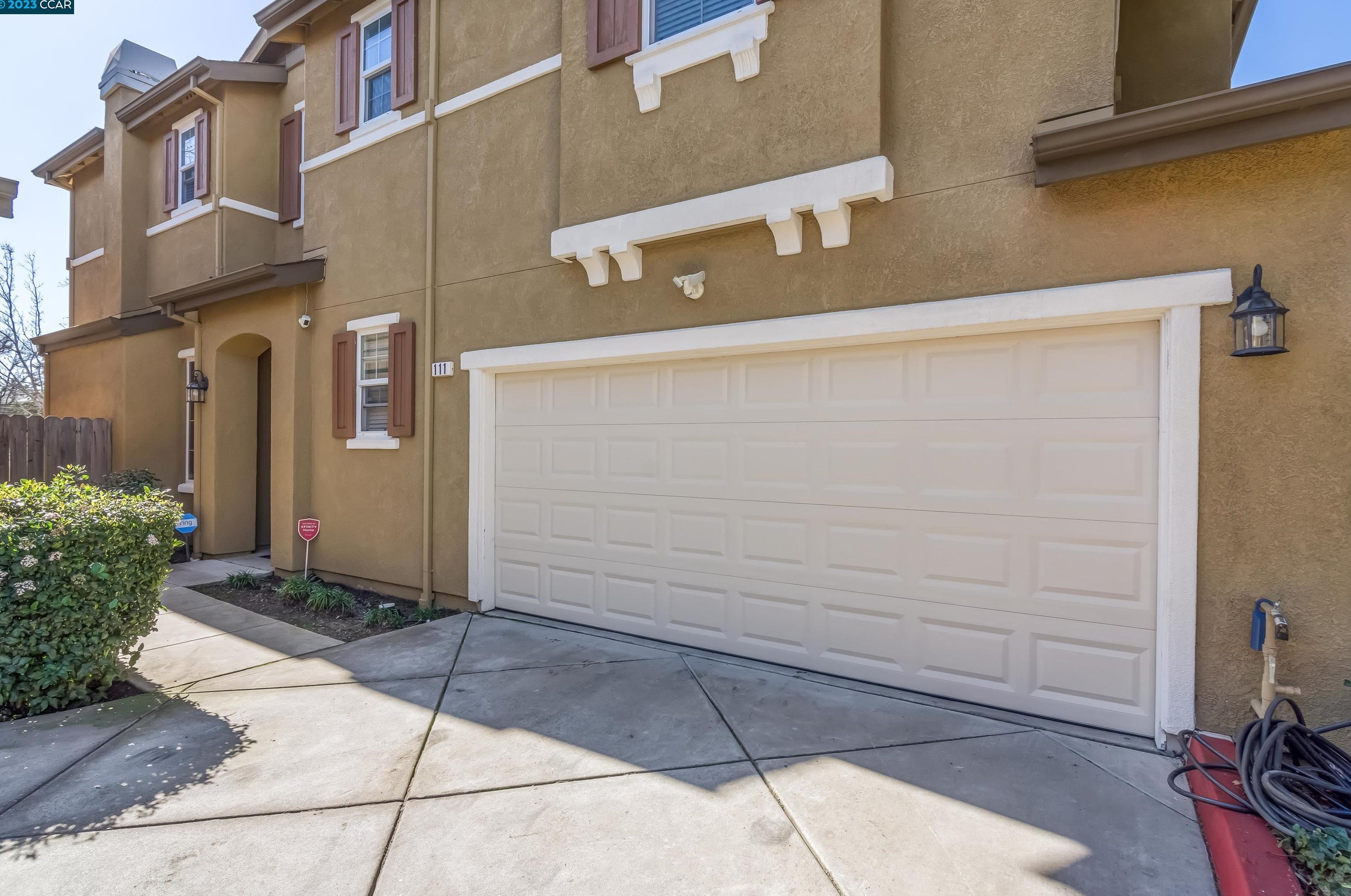 111 Sunshine St, Suisun City, CA 94585-1301