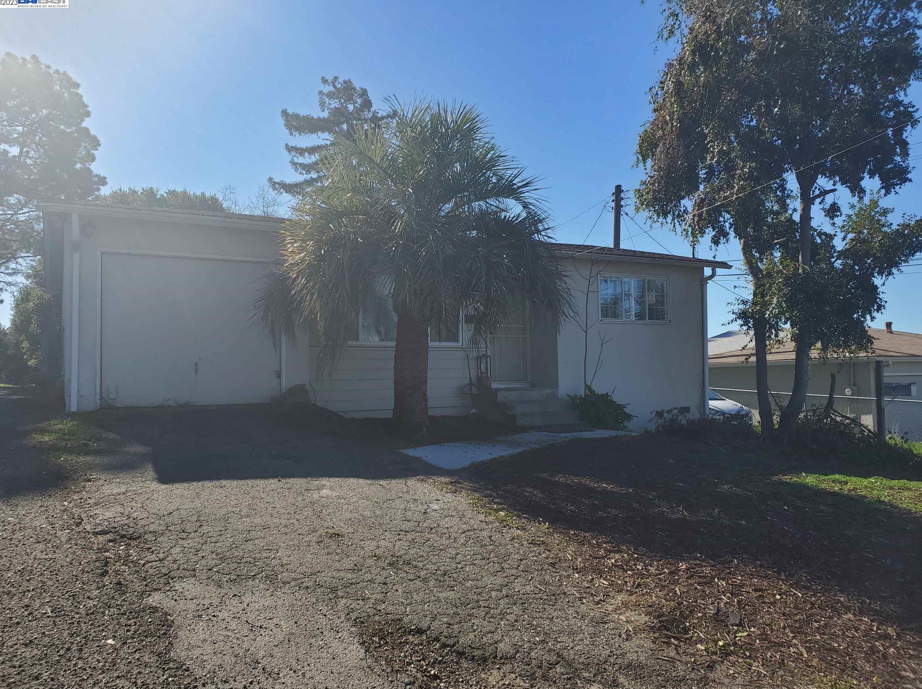 1869 E St, Hayward, CA 94541