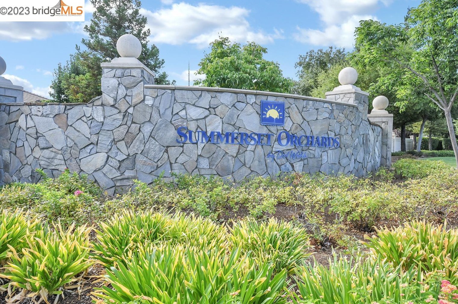 935 Centennial Dr, Los Angeles, CA 94513-6967