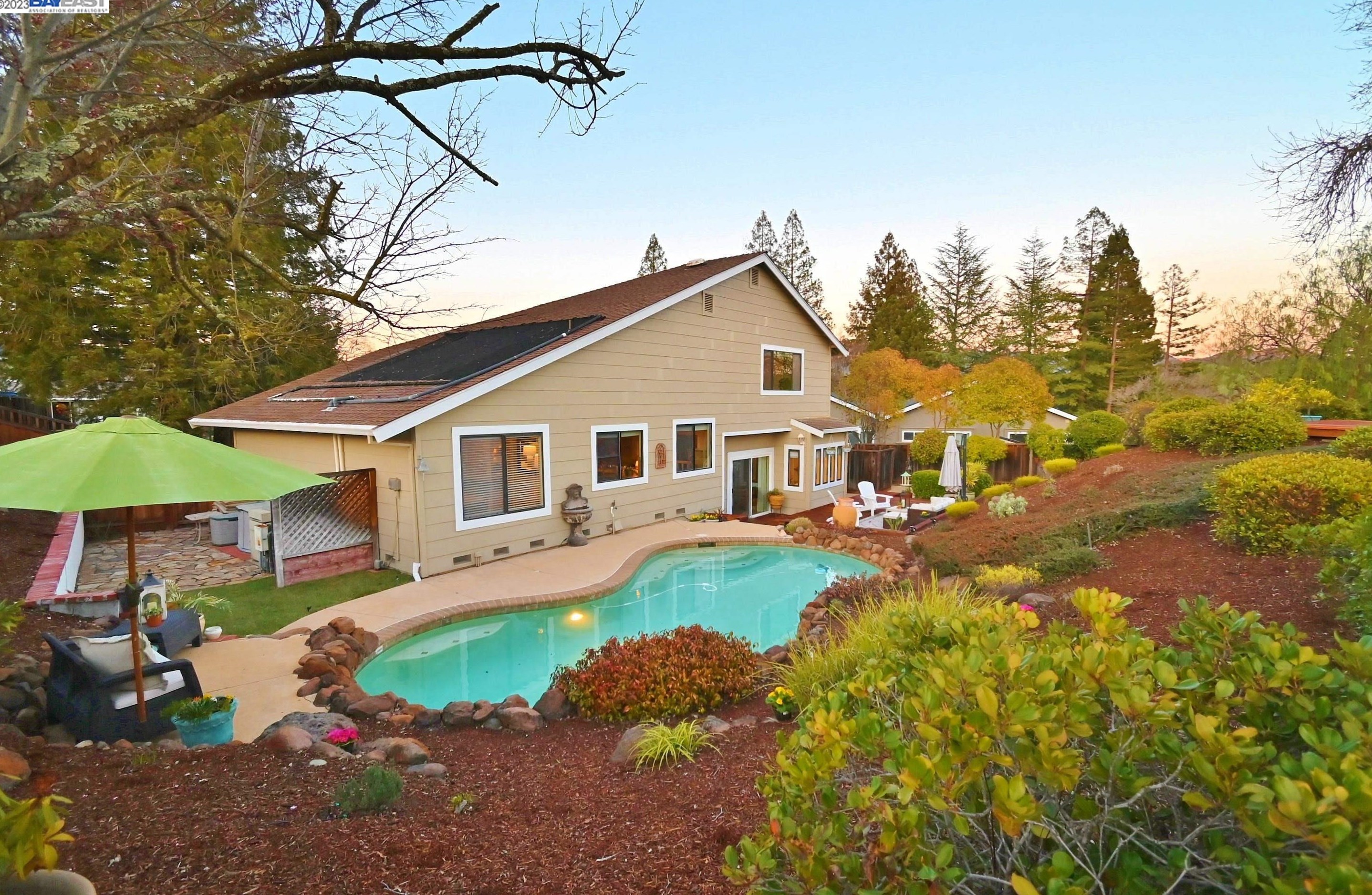 442 Woodbine Ln, Danville, CA 94526