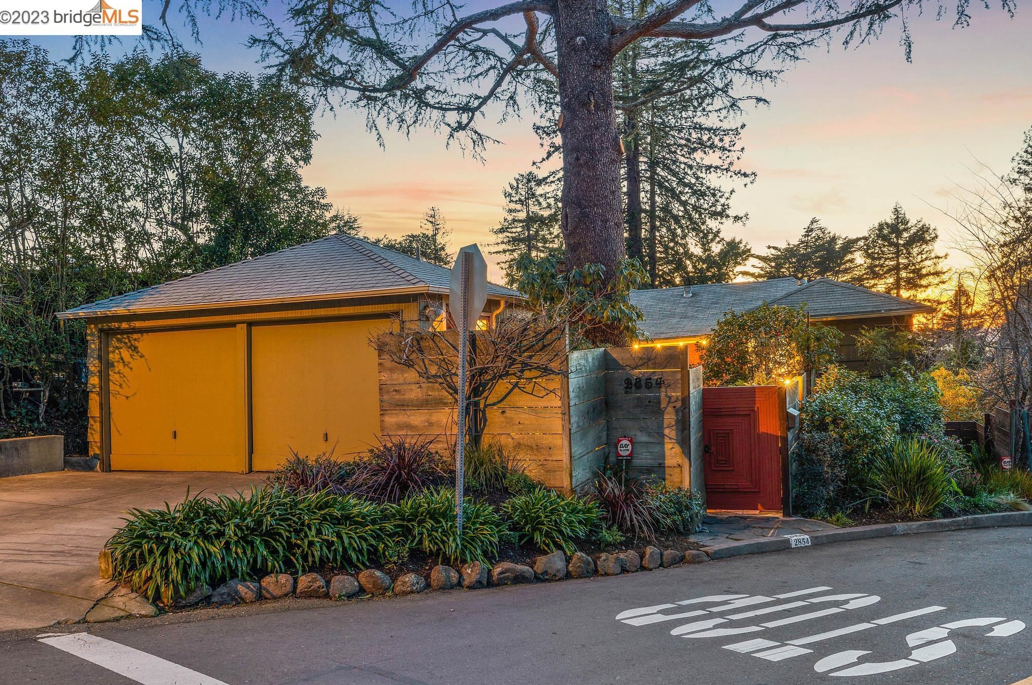 2854 Shasta Rd, Berkeley, CA 94708