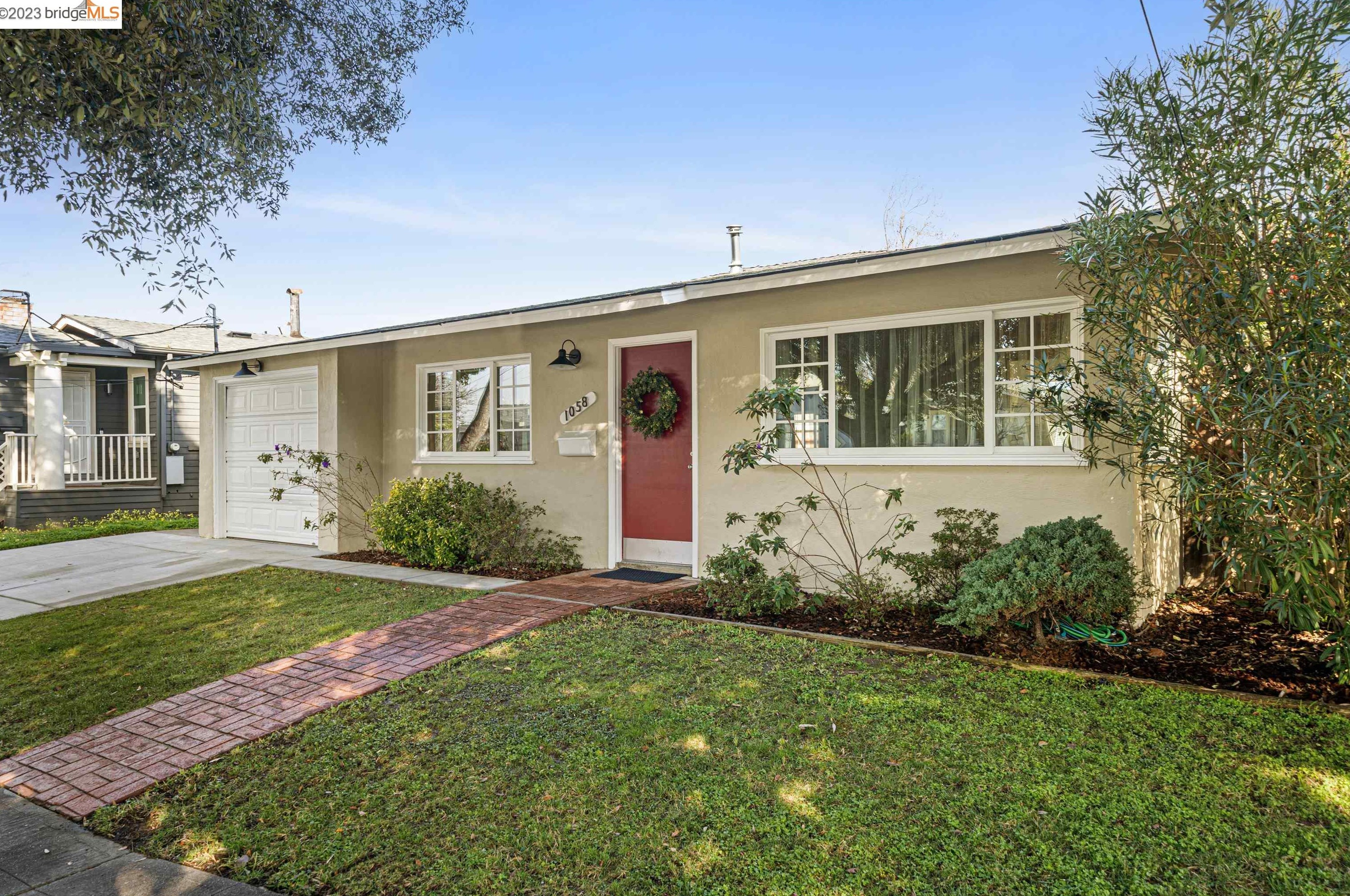 1058 Victoria Ave, San Leandro, CA 94577