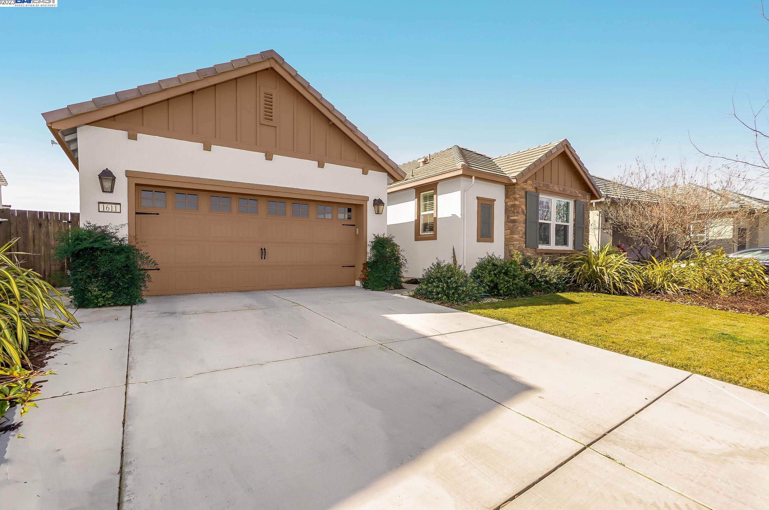 1611 Red Pheasant Ln, Manteca, CA 95337