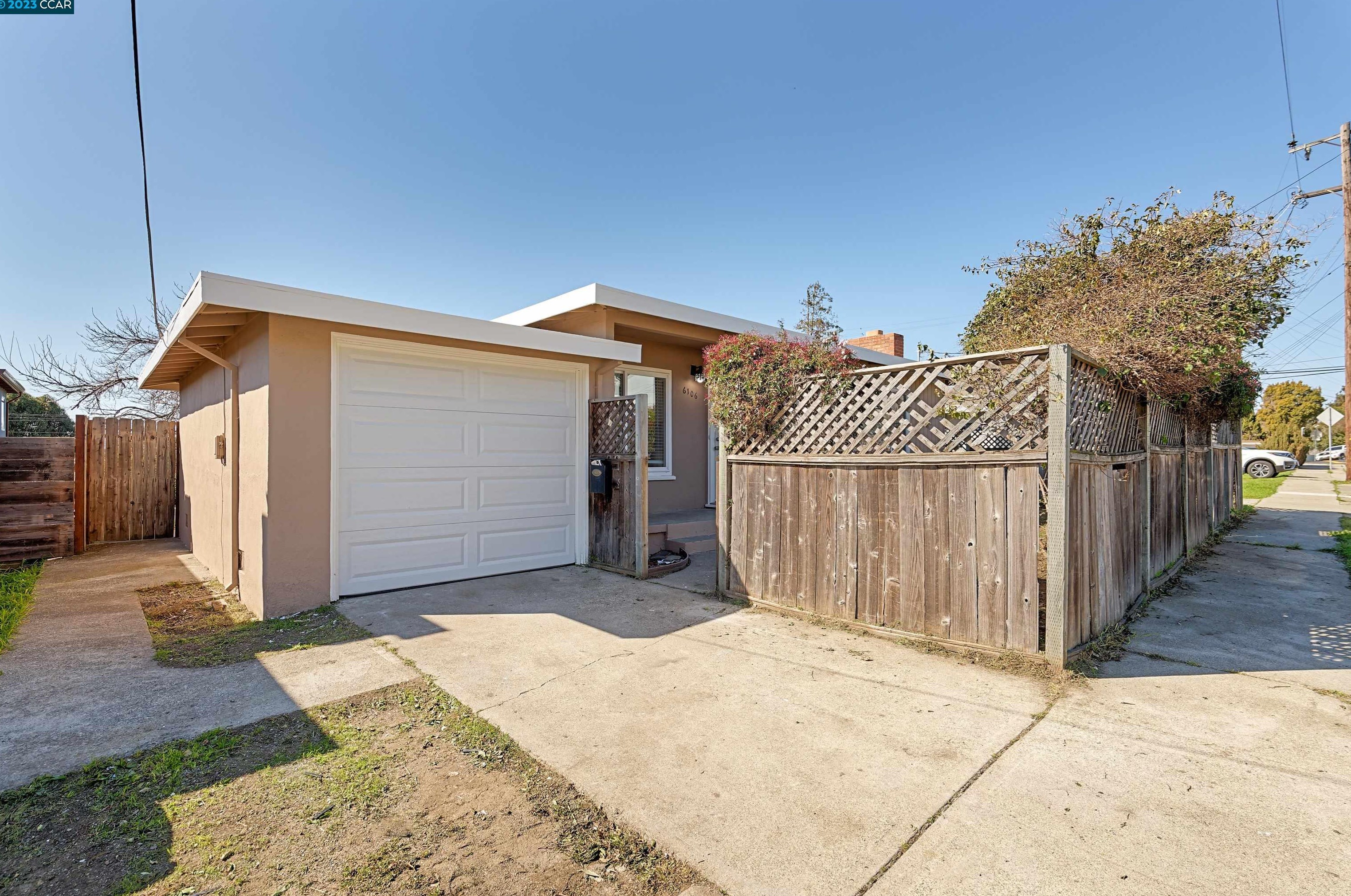 6106 Rosalind Ave, Richmond, CA 94805-1551