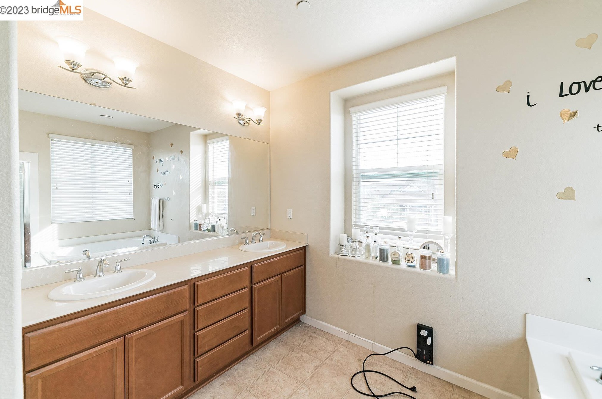 476 Milford St, Los Angeles CA  94513-5544 exterior