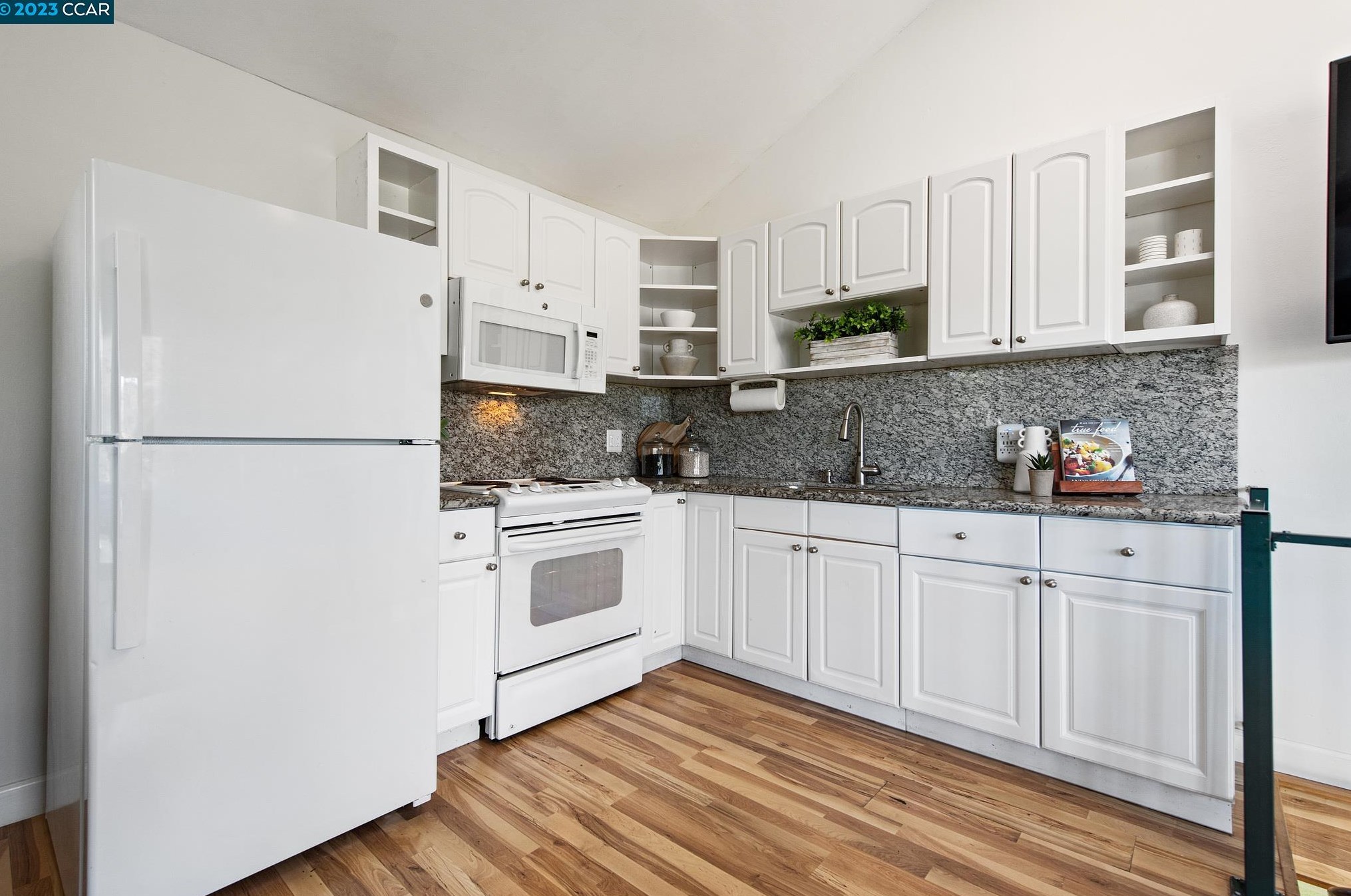 3840 Quail Ridge Rd, Lafayette CA  94549-2912 exterior