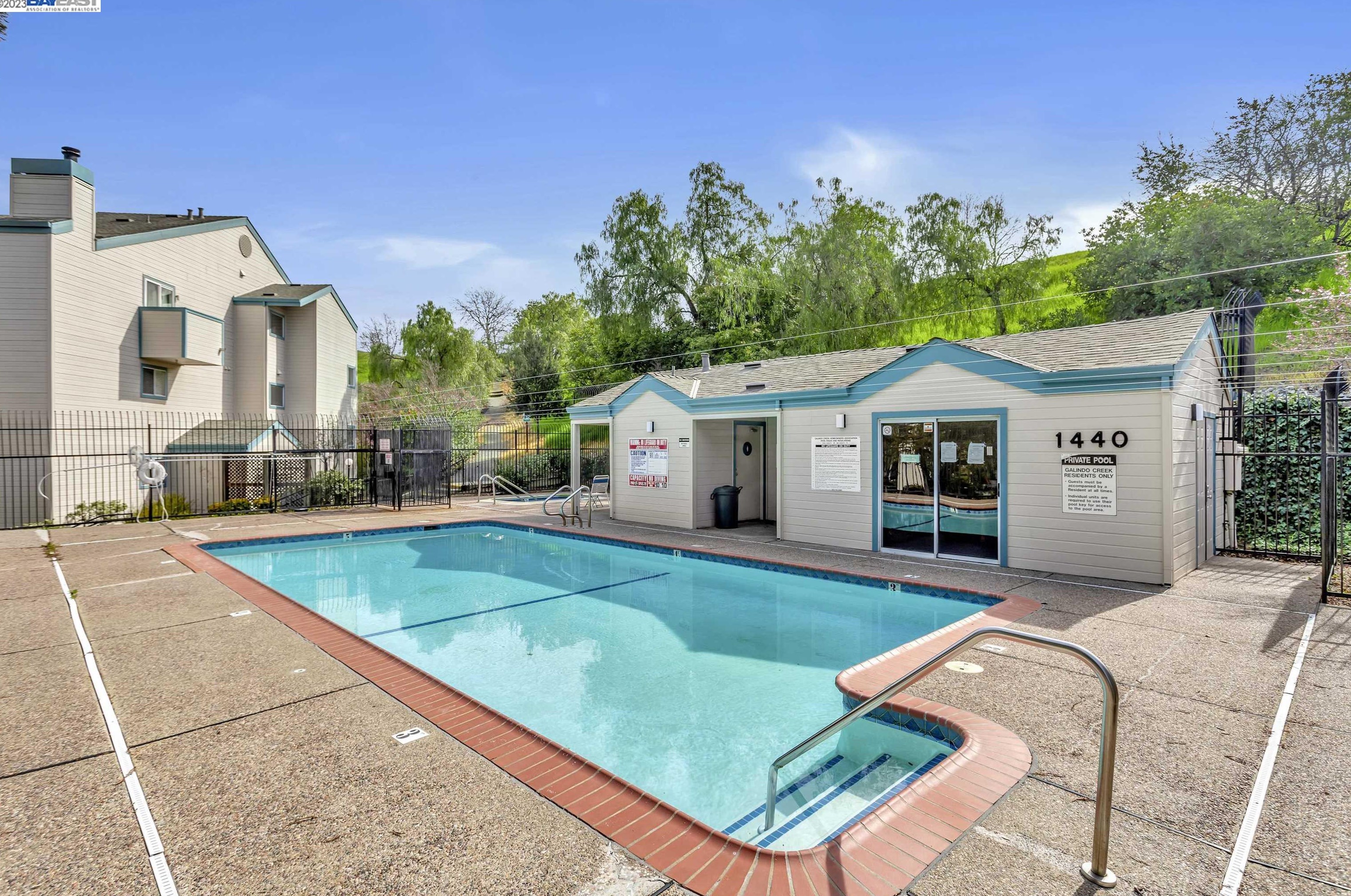 1420 Bel Air Dr, Concord CA  94521-5331 exterior