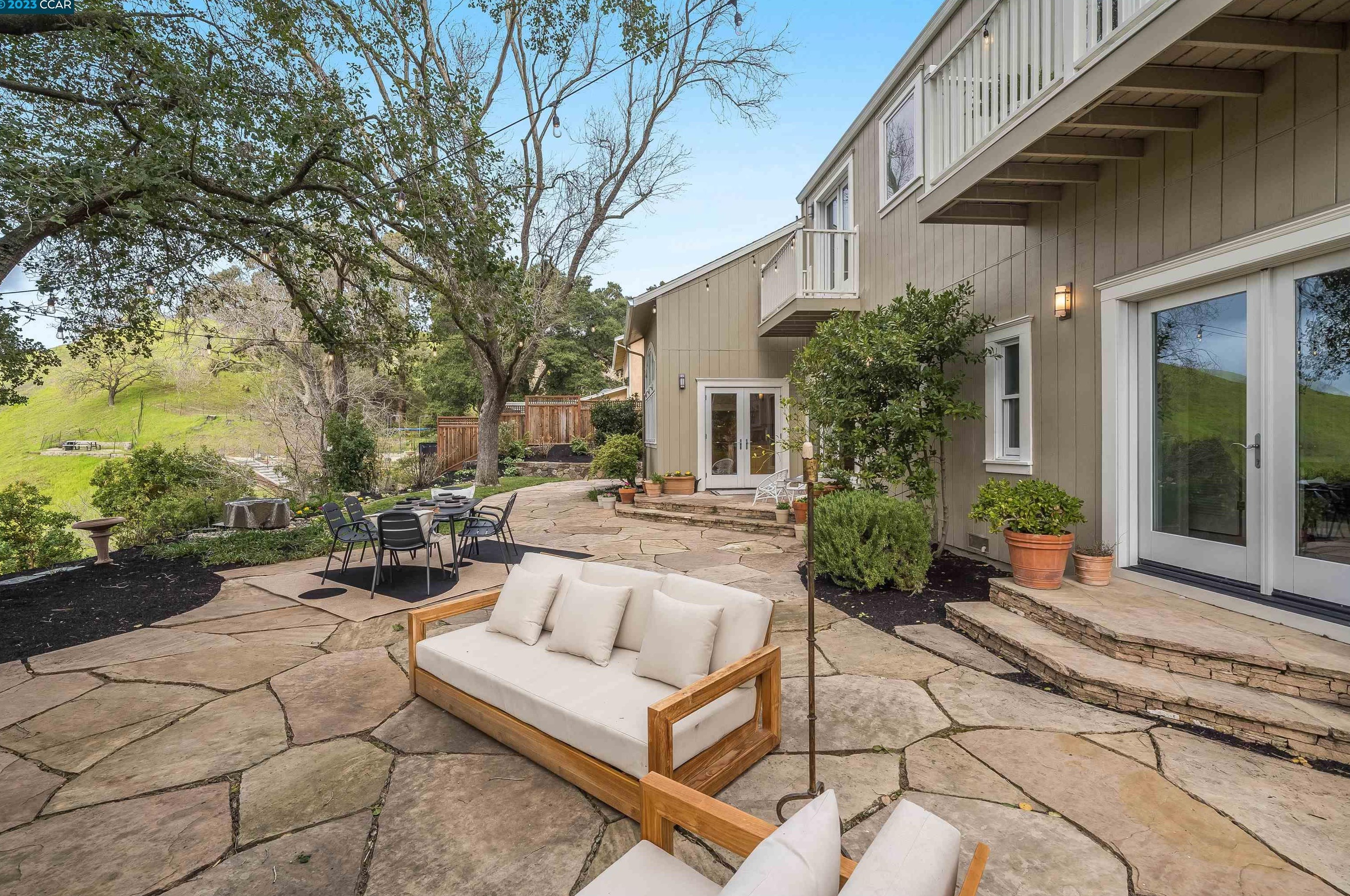 37 Bacon Ct, Lafayette CA  94549-6232 exterior