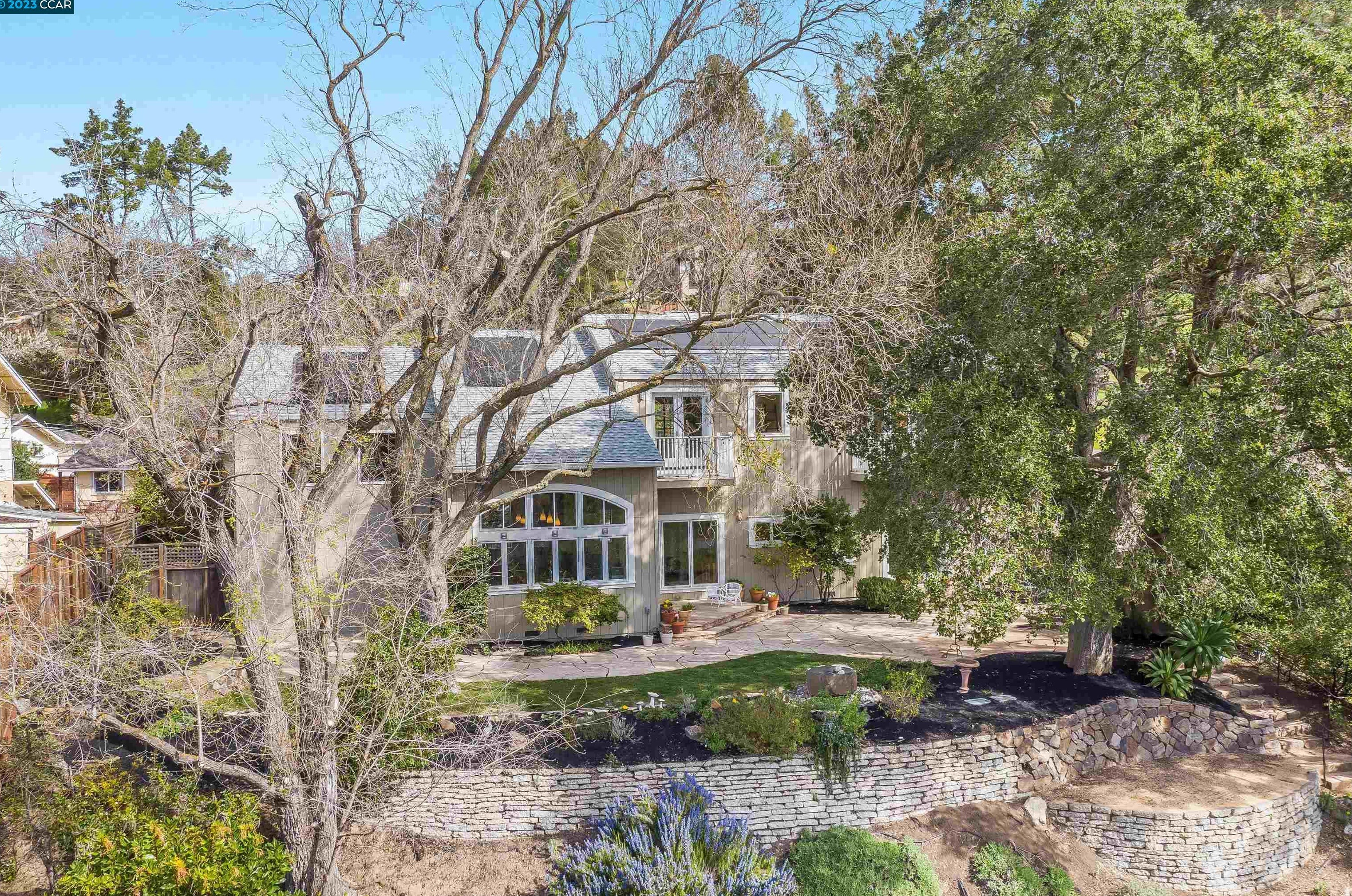 37 Bacon Ct, Lafayette CA  94549-6232 exterior