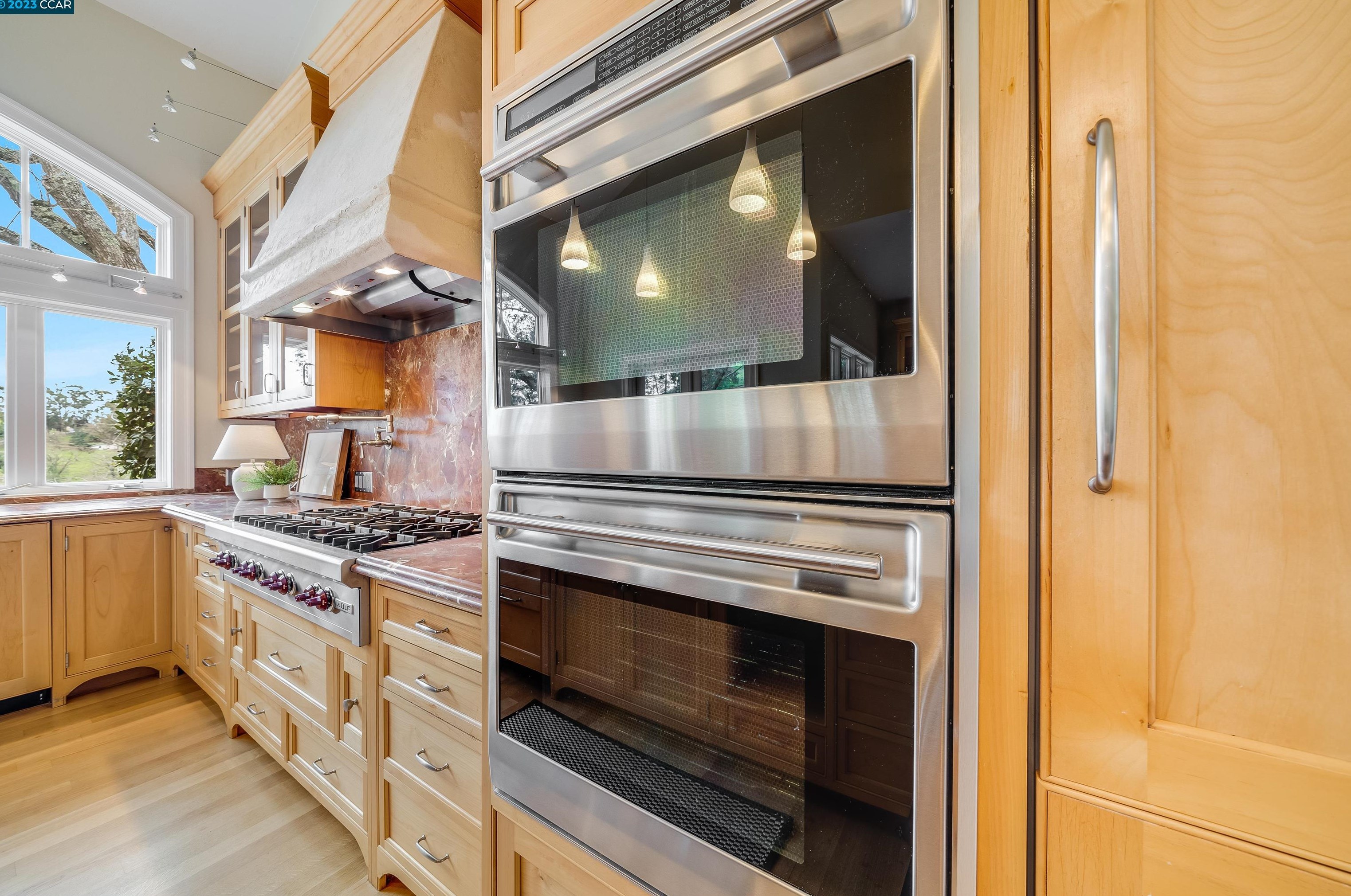 37 Bacon Ct, Lafayette CA  94549-6232 exterior