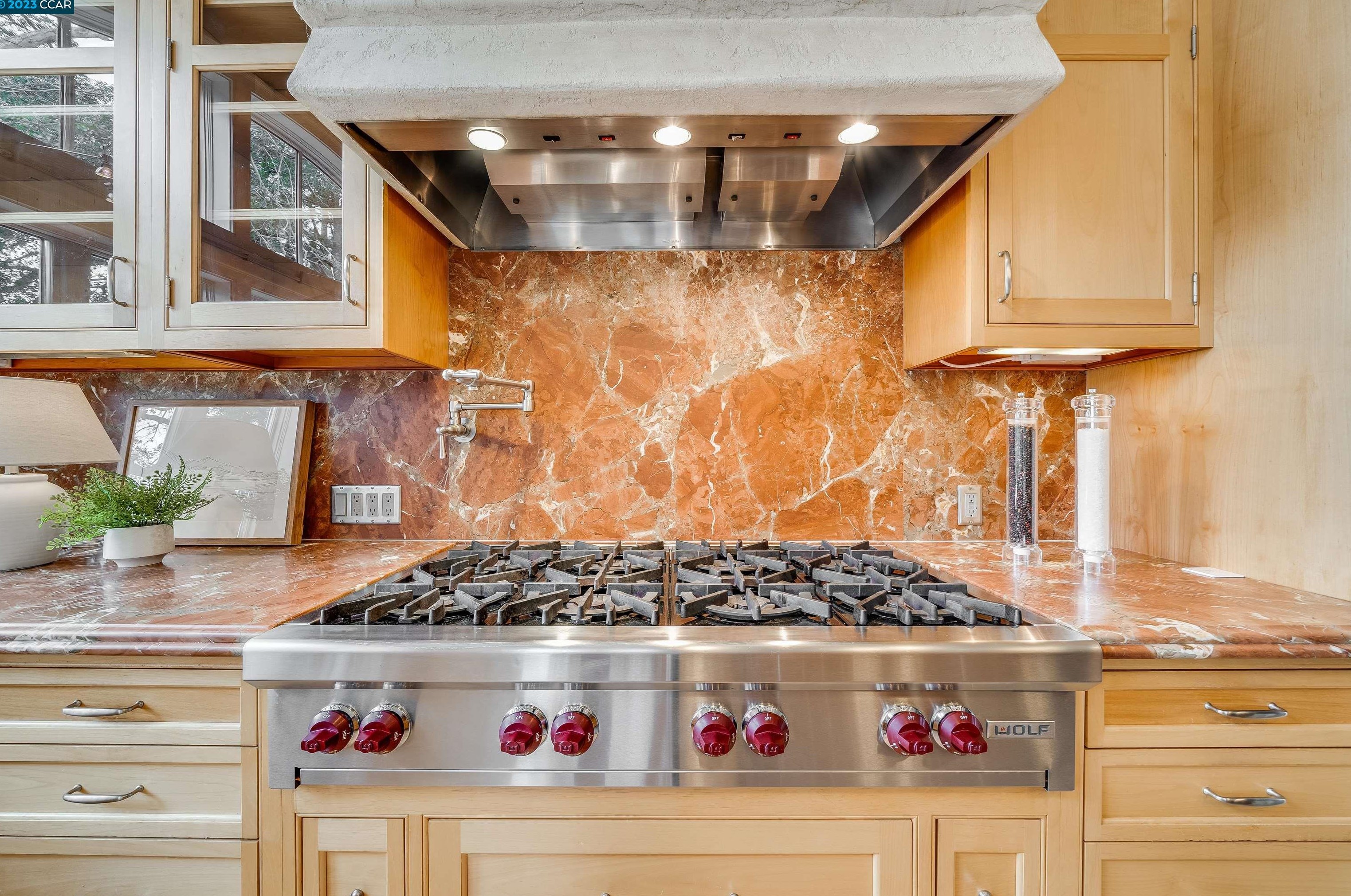 37 Bacon Ct, Lafayette CA  94549-6232 exterior