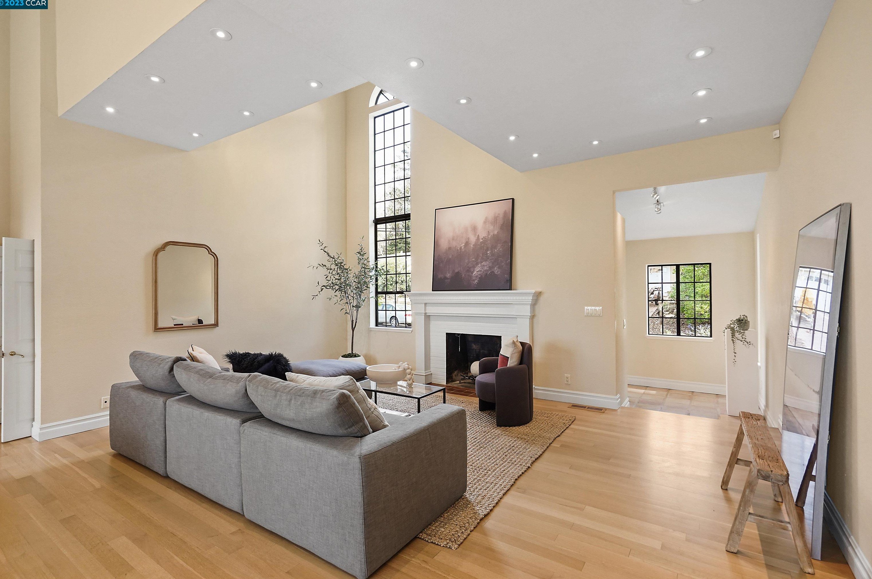 37 Bacon Ct, Lafayette CA  94549-6232 exterior