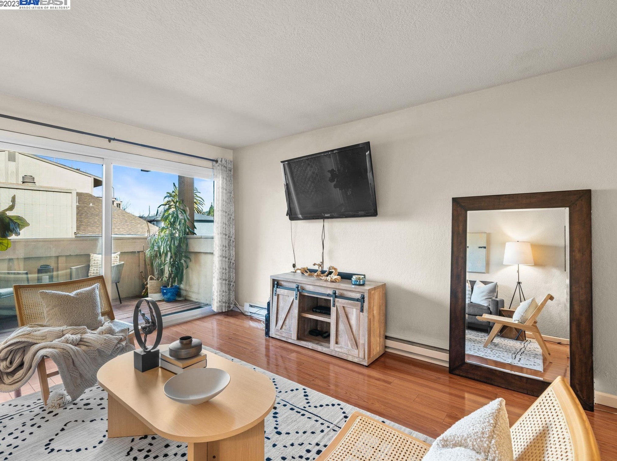 260 Industrial Pkwy #11, Hayward, CA 94544