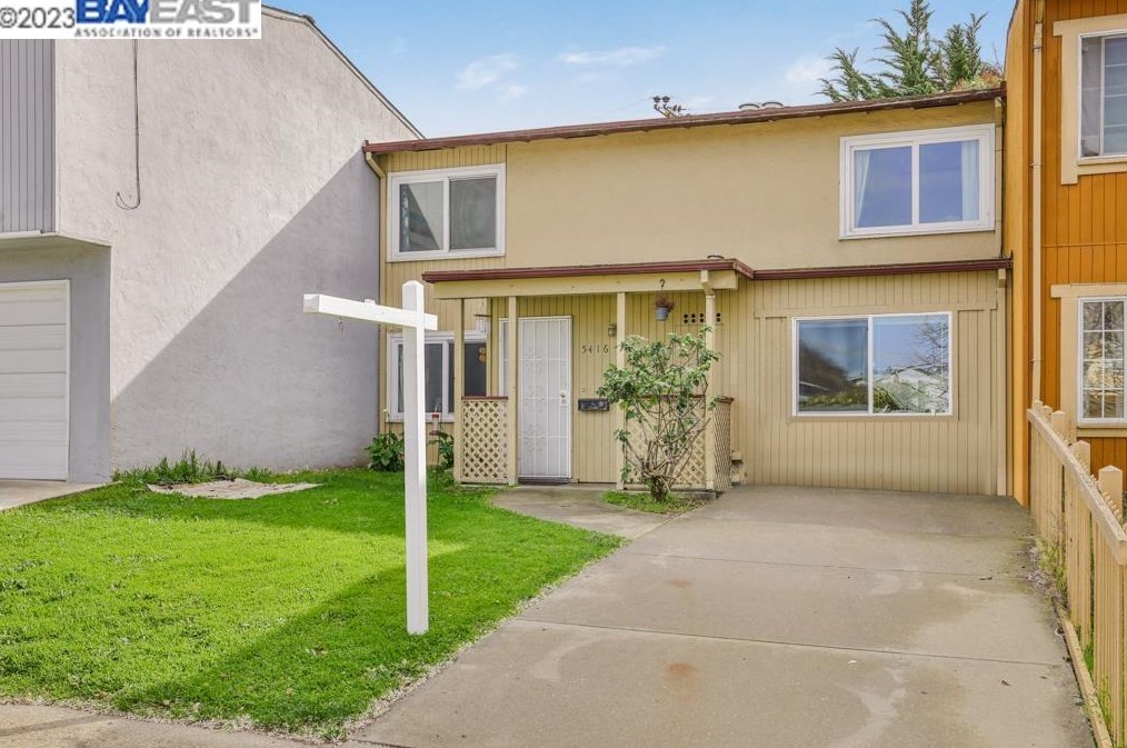 5416 Gately Ave, Richmond, CA 94804-4731