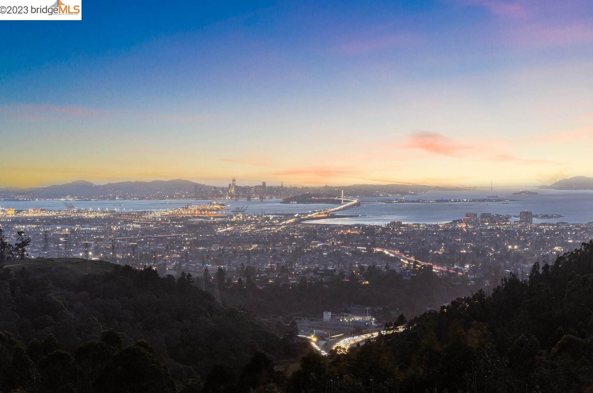6045 Skyline Blvd, Oakland, CA 94611-1039