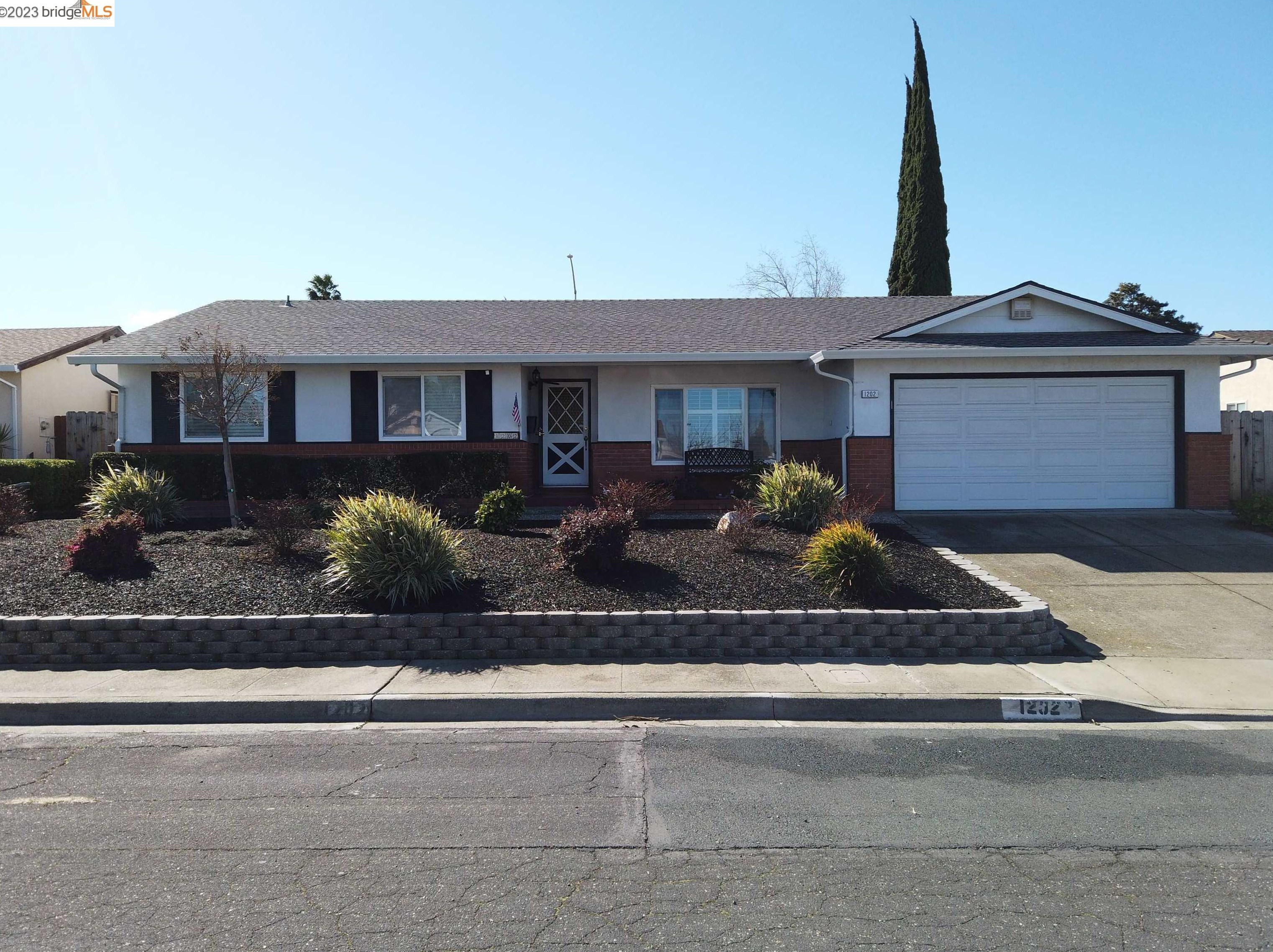 1202 Steven Dr, West Pittsburg, CA 94565