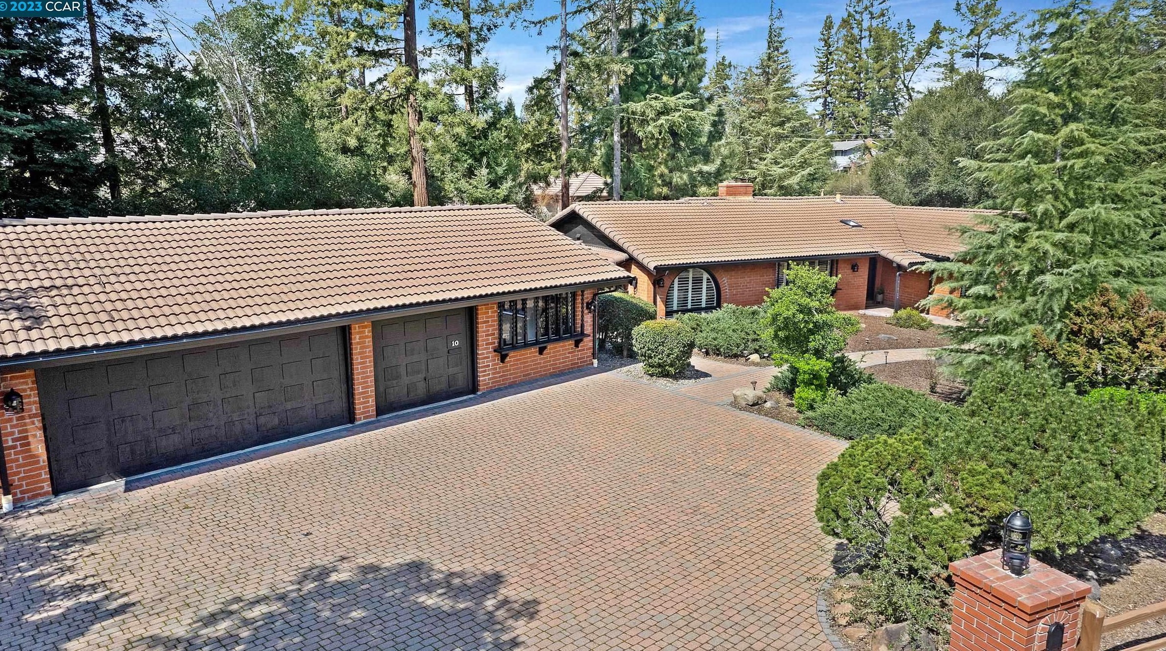10 Winding Gln, Alamo, CA 94507-2776