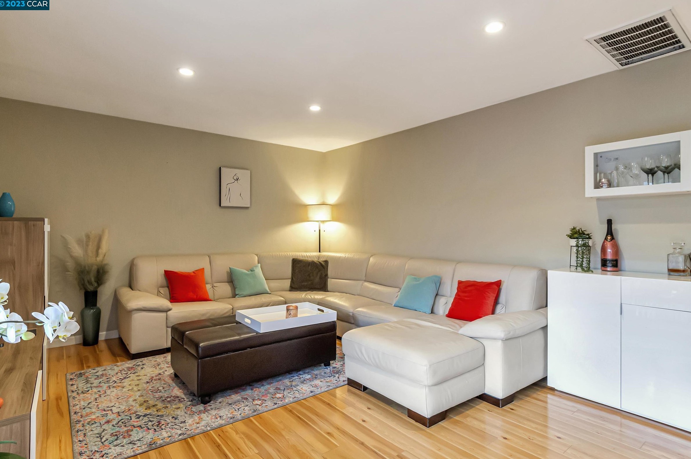 825 Oak Grove Rd #5, Concord, CA 94518