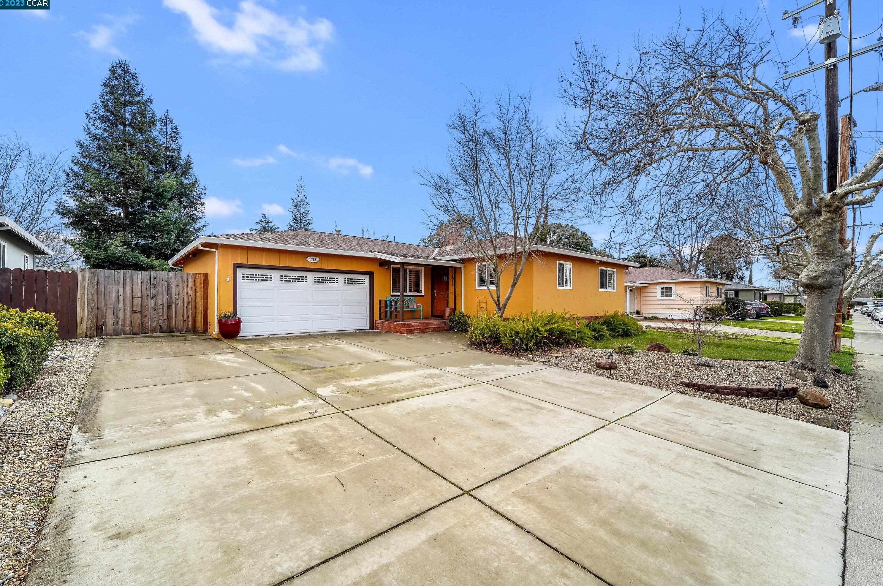 1785 Danesta Dr, Concord, CA 94519-1454