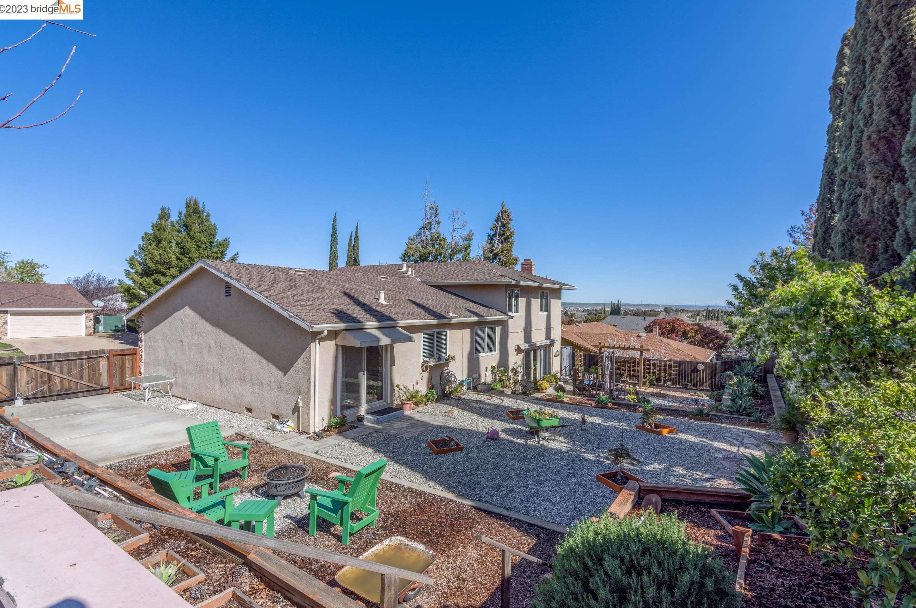 4305 Thornhill Way, West Pittsburg, CA 94565