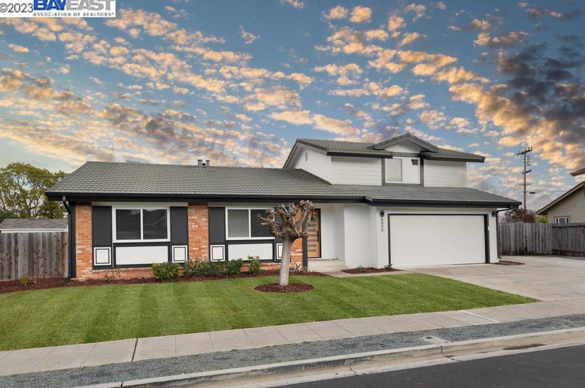 8456 Wicklow Ln, Pleasanton, CA 94568