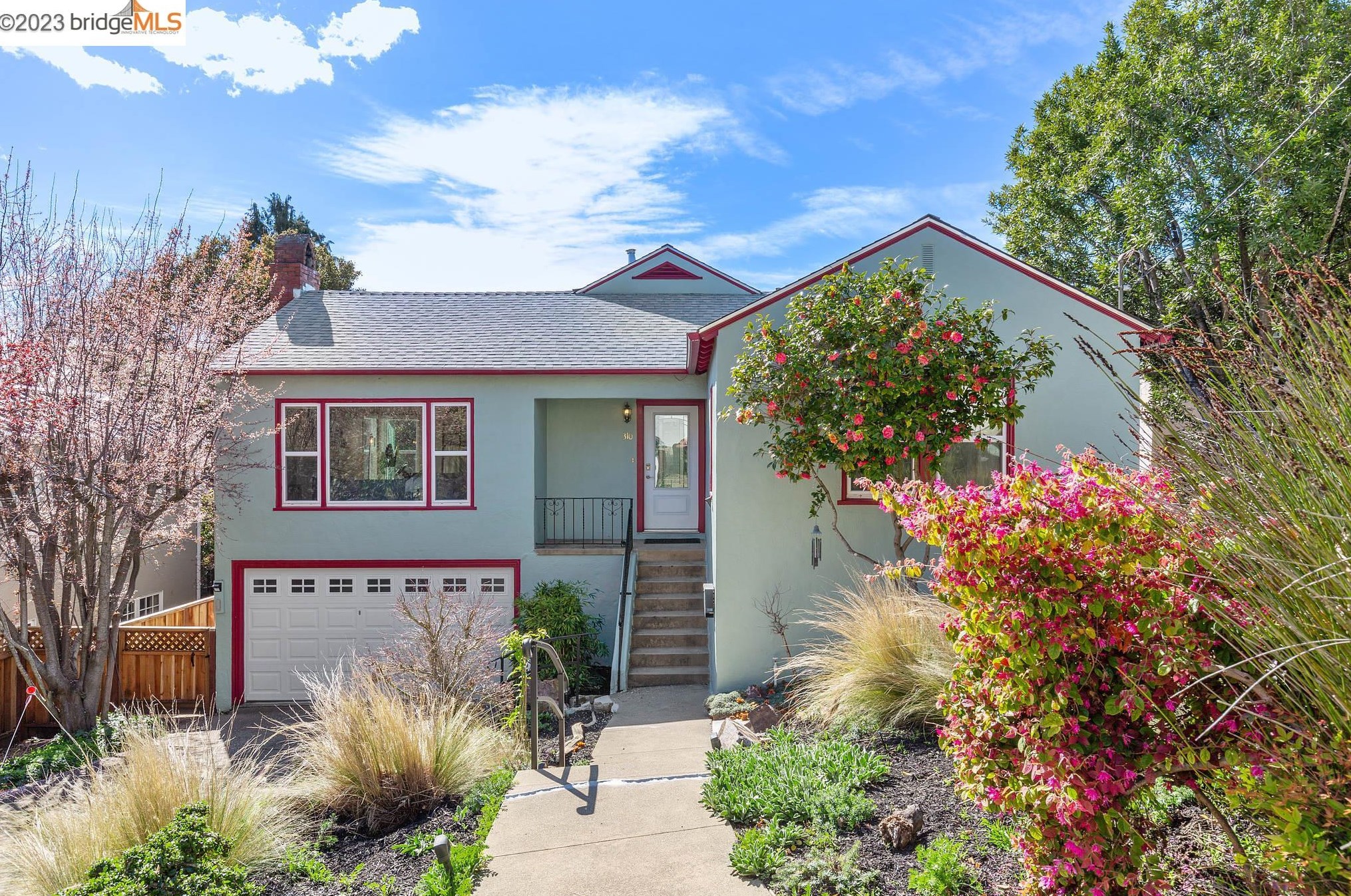 310 Rugby Ave, Berkeley, CA 94708