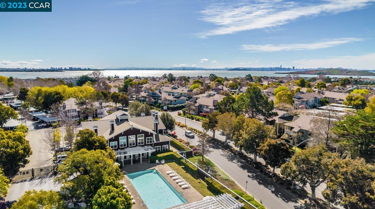 2 Marina Lakes Dr, Richmond CA  94804-7447 exterior