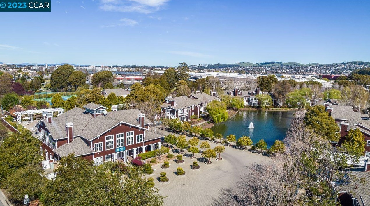 2 Marina Lakes Dr, Richmond CA  94804-7447 exterior