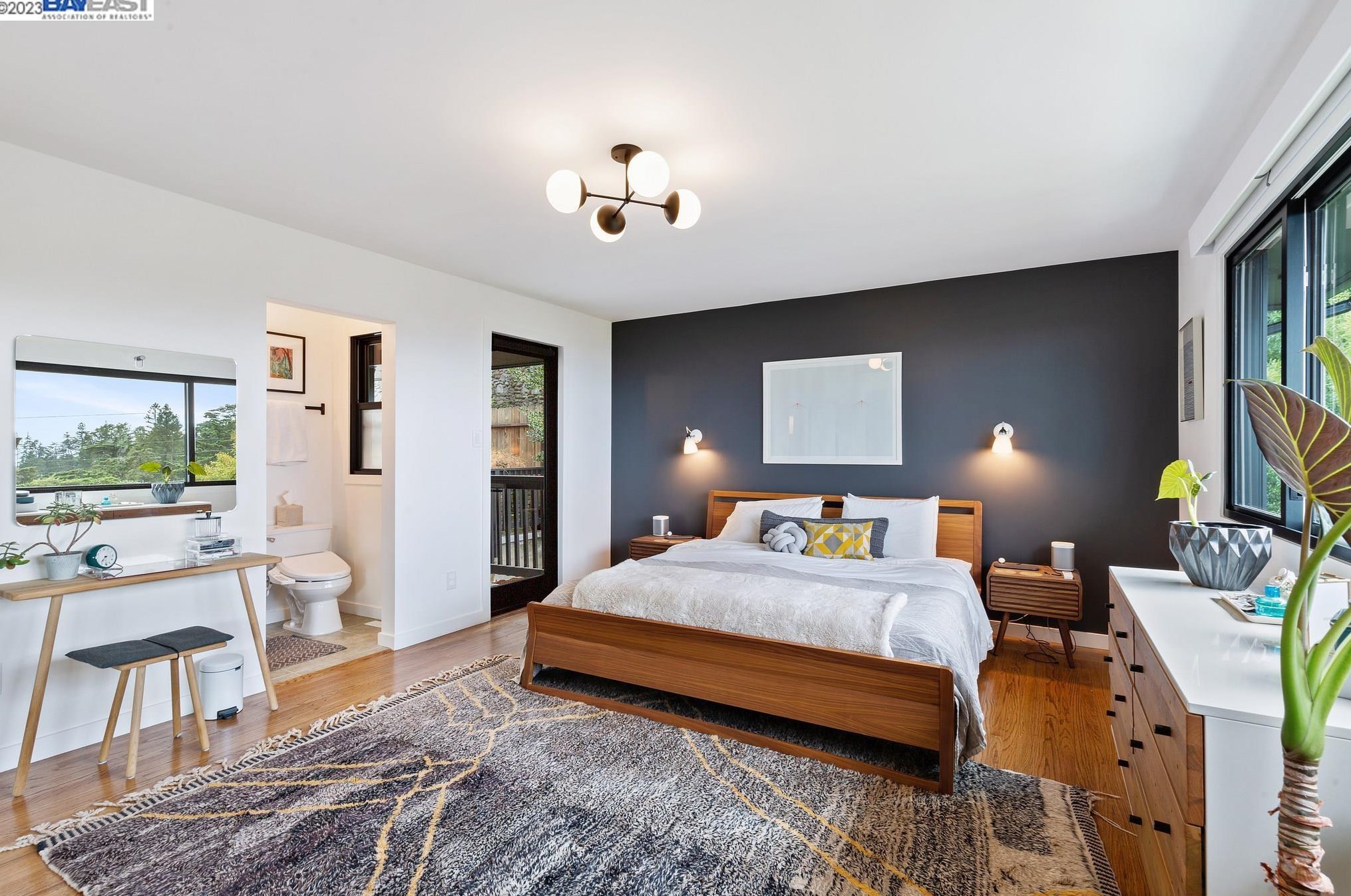 25 Rydal Ct, Oakland CA  94611-2408 exterior
