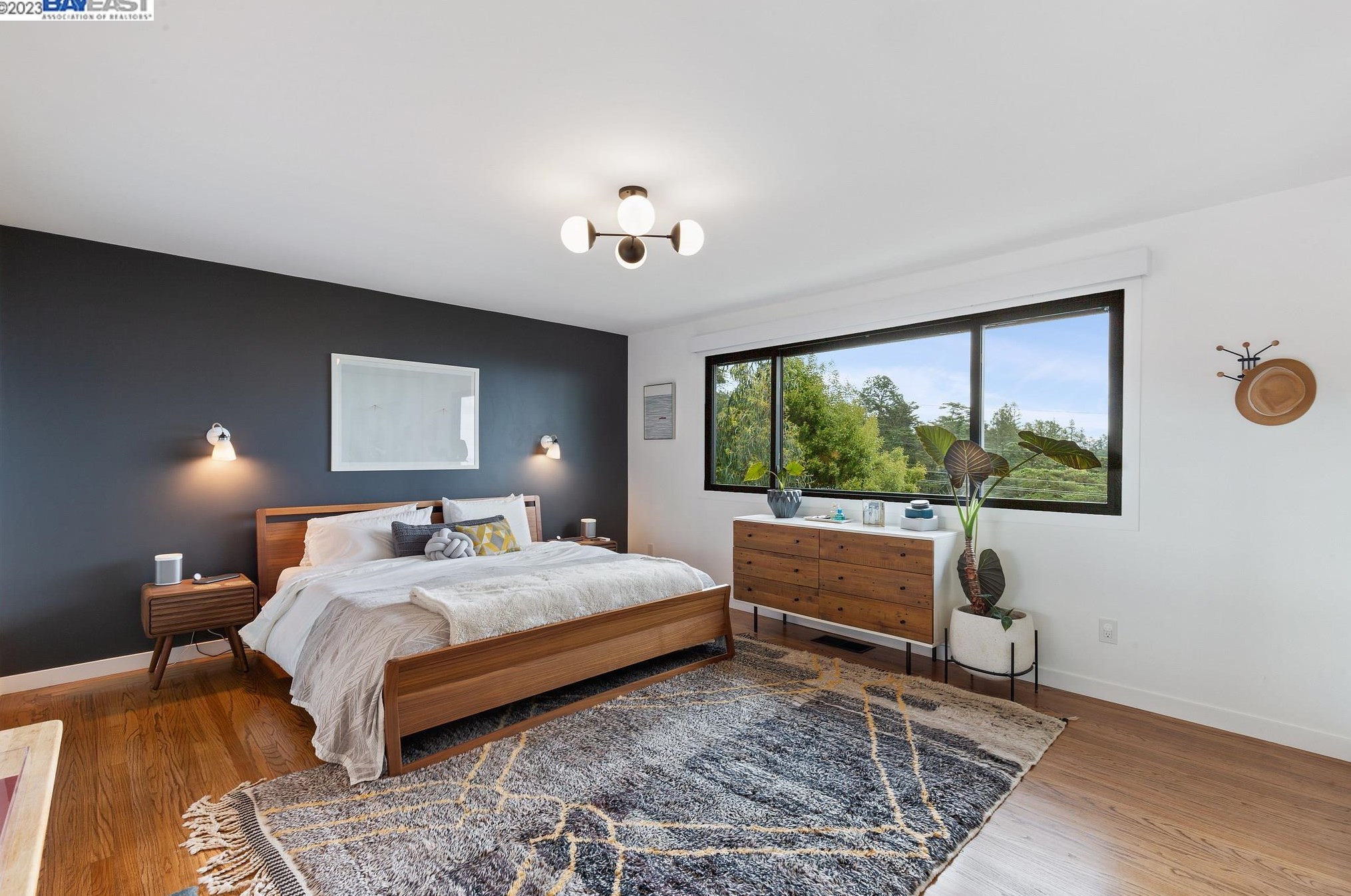 25 Rydal Ct, Oakland CA  94611-2408 exterior