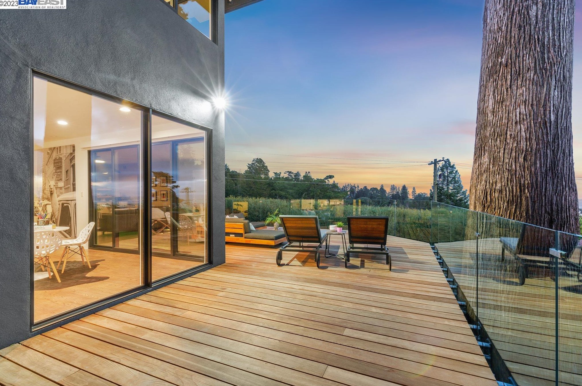 25 Rydal Ct, Oakland CA  94611-2408 exterior