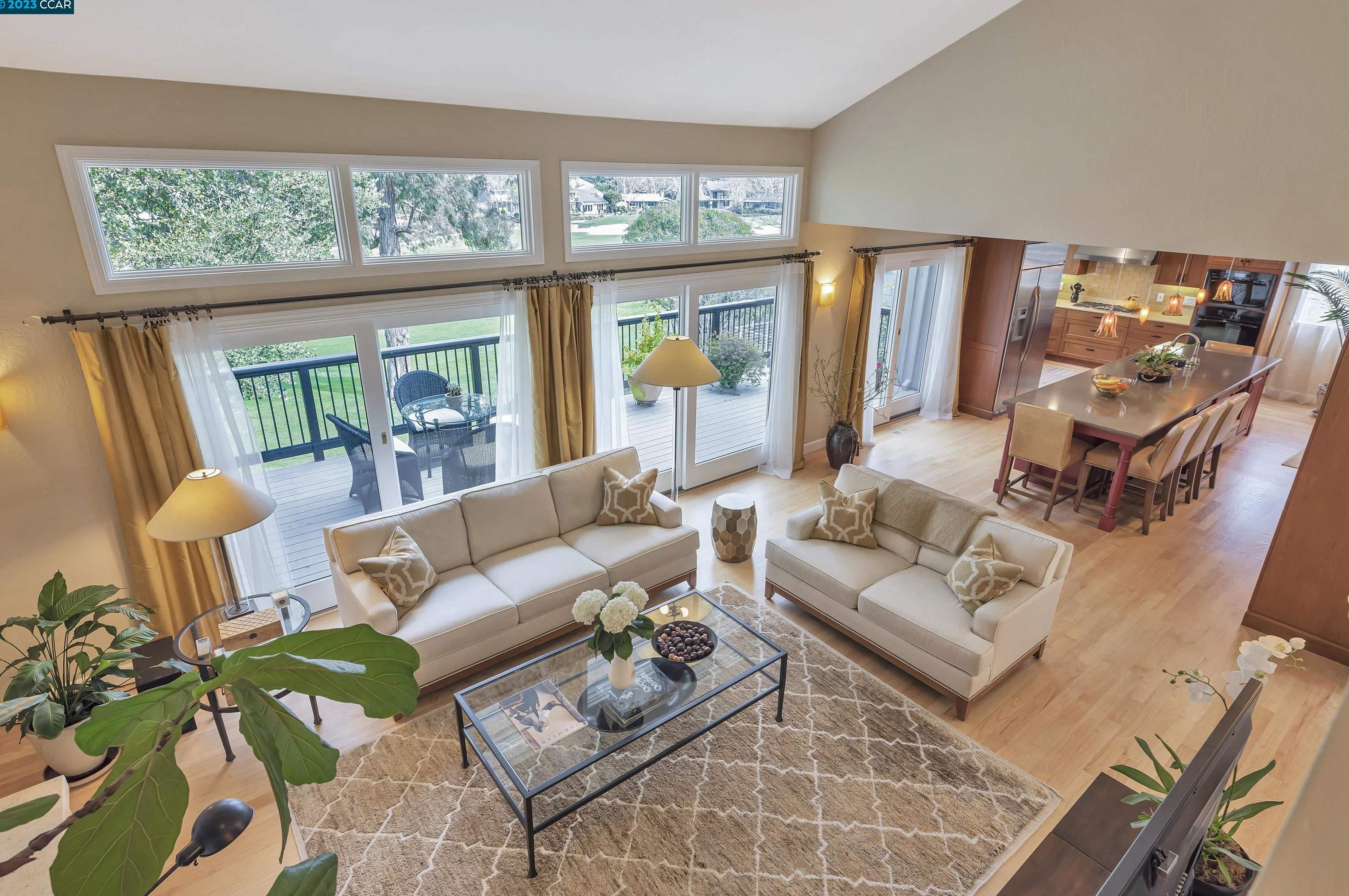 112 La Quinta St, Moraga, CA 94556-1025
