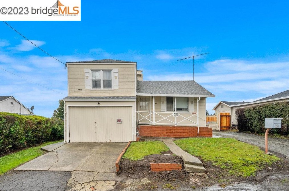 693 Santa Maria Rd, Richmond, CA 94803-1711