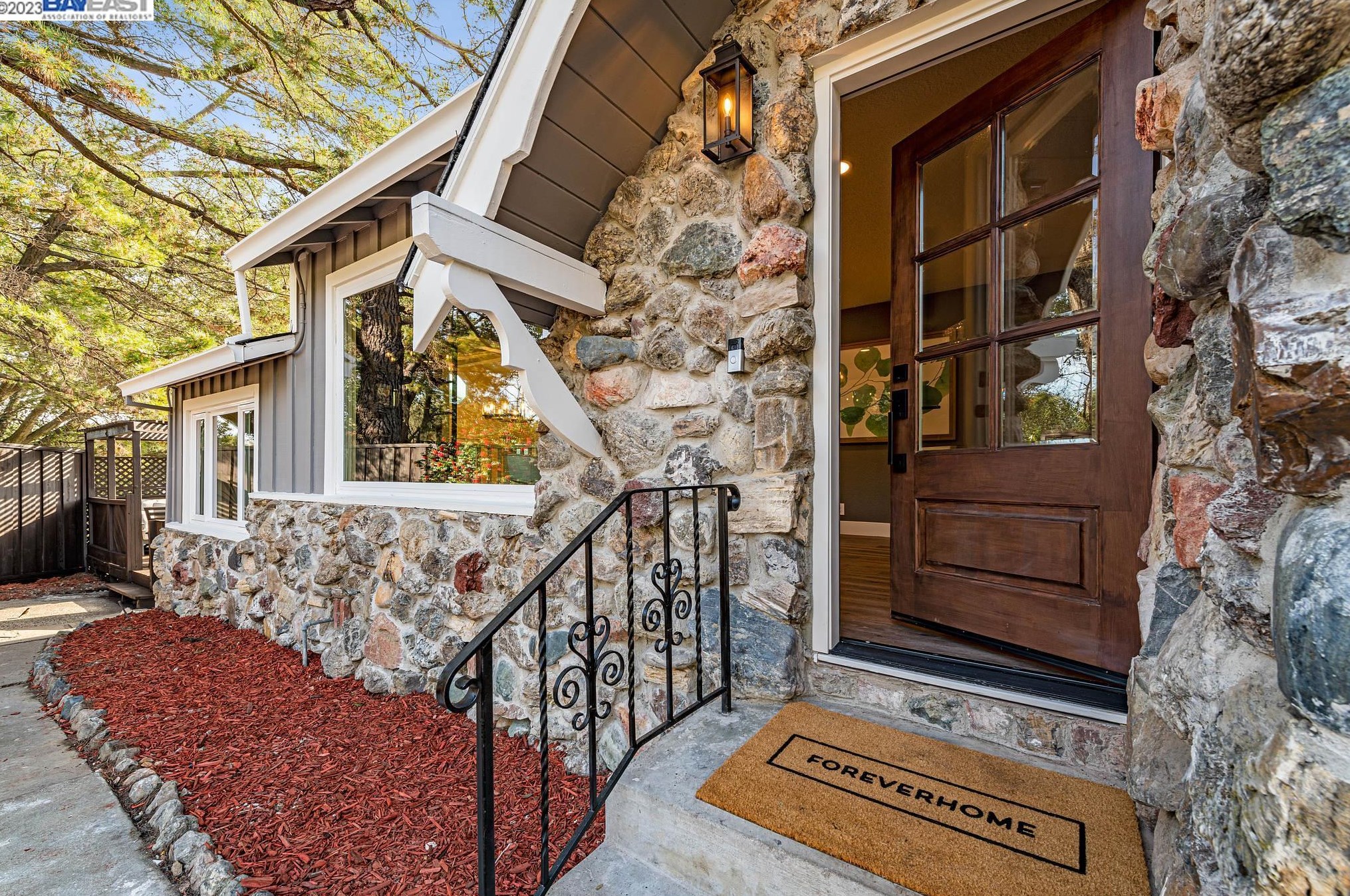 11739 Foothill Rd, Sunol, CA 94586