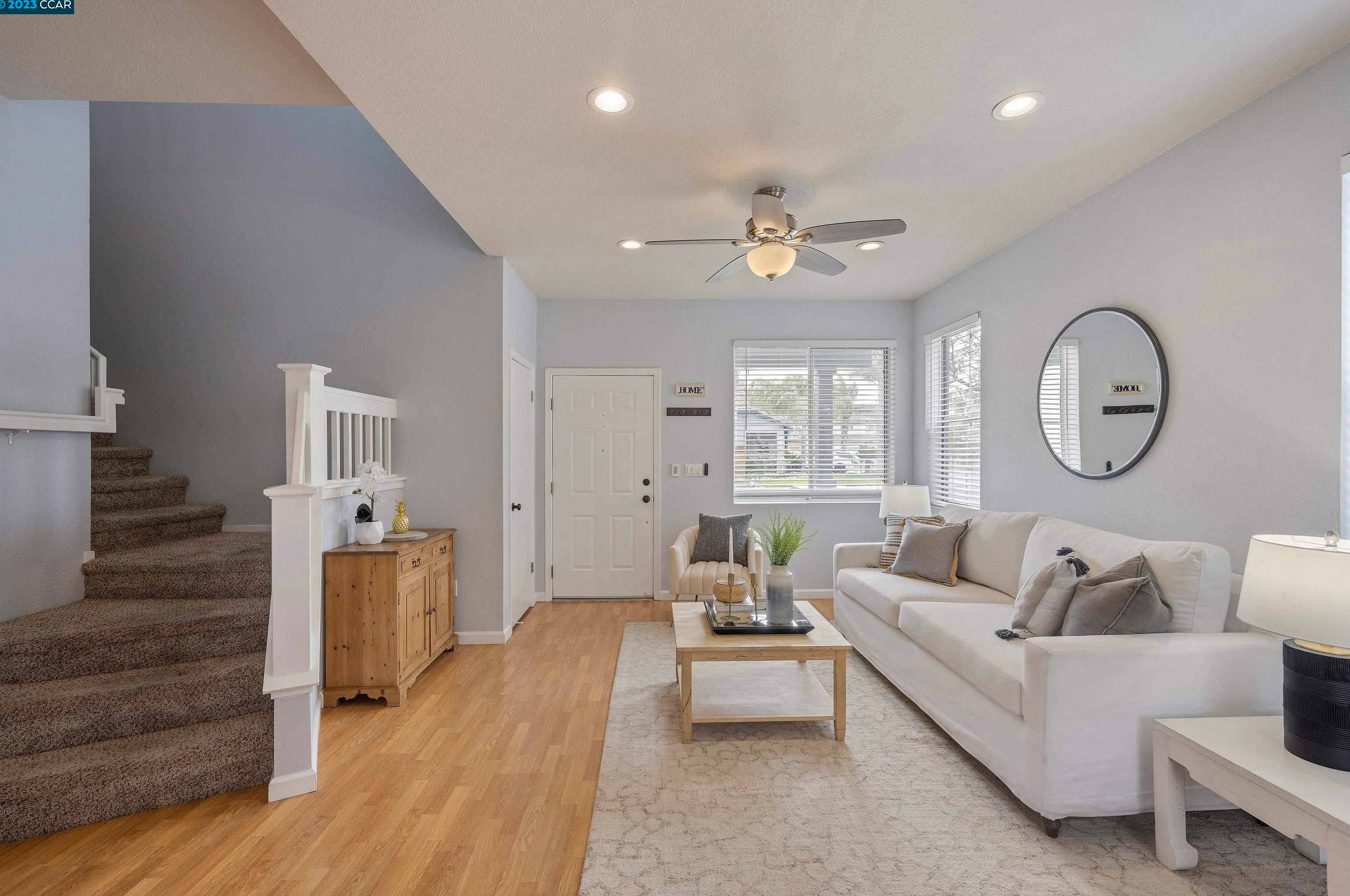 845 Hollowbrook Dr, Los Angeles CA  94513-6122 exterior