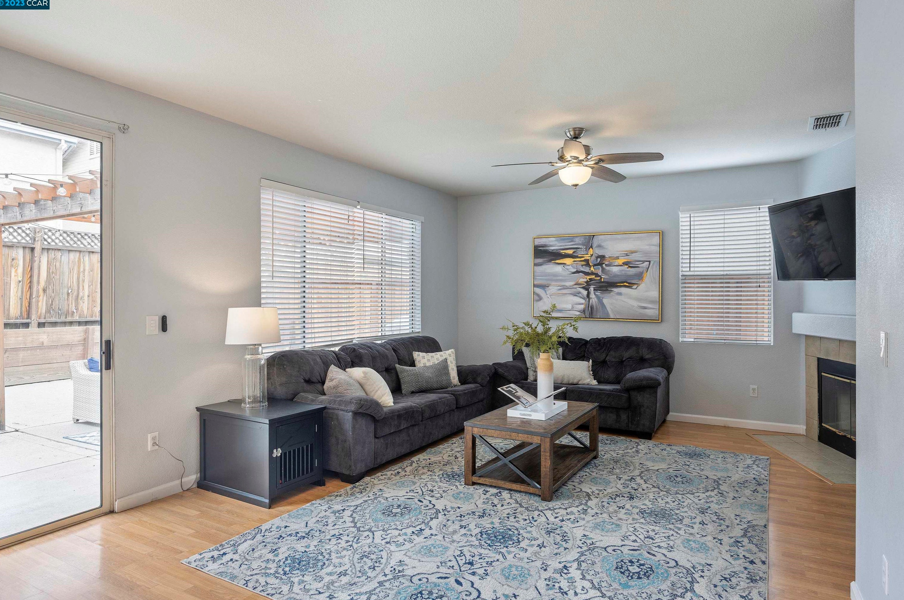 845 Hollowbrook Dr, Los Angeles CA  94513-6122 exterior